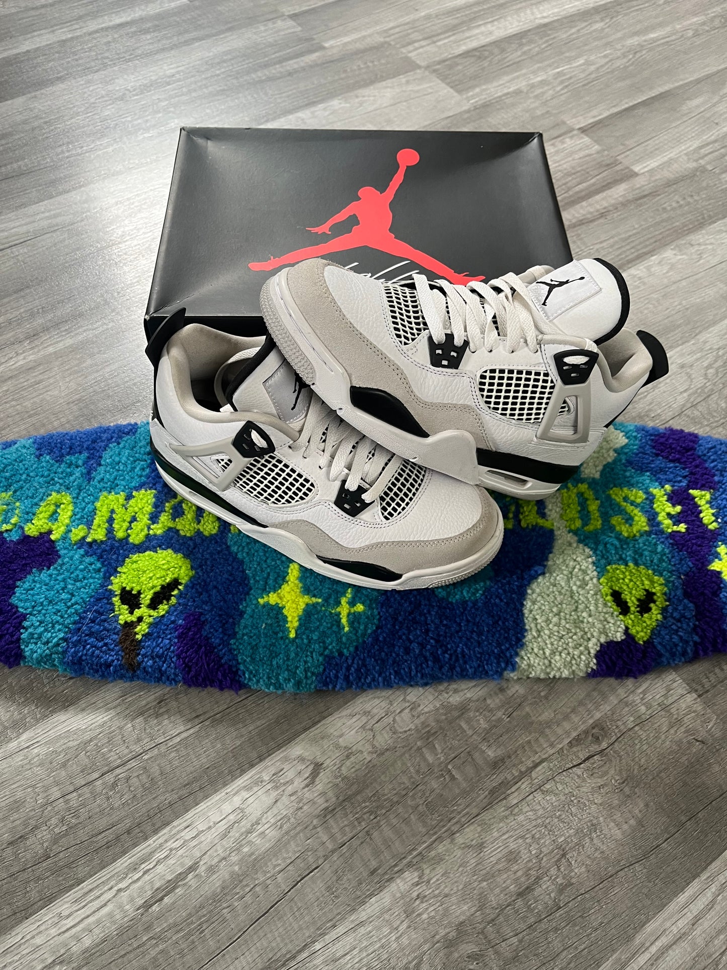 Jordan 4 Retro Military Blacks