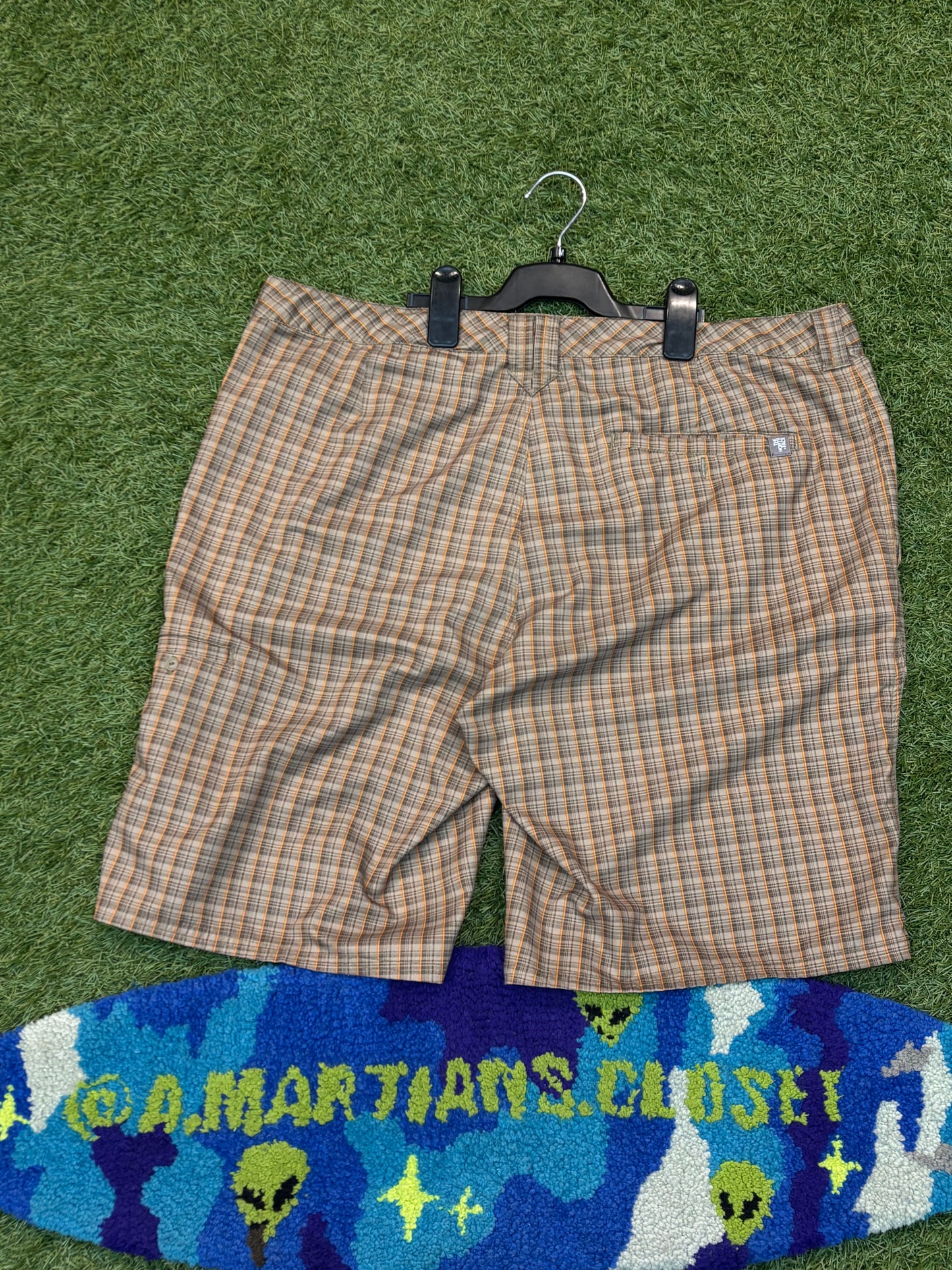 Men’s North Face Plaid Shorts