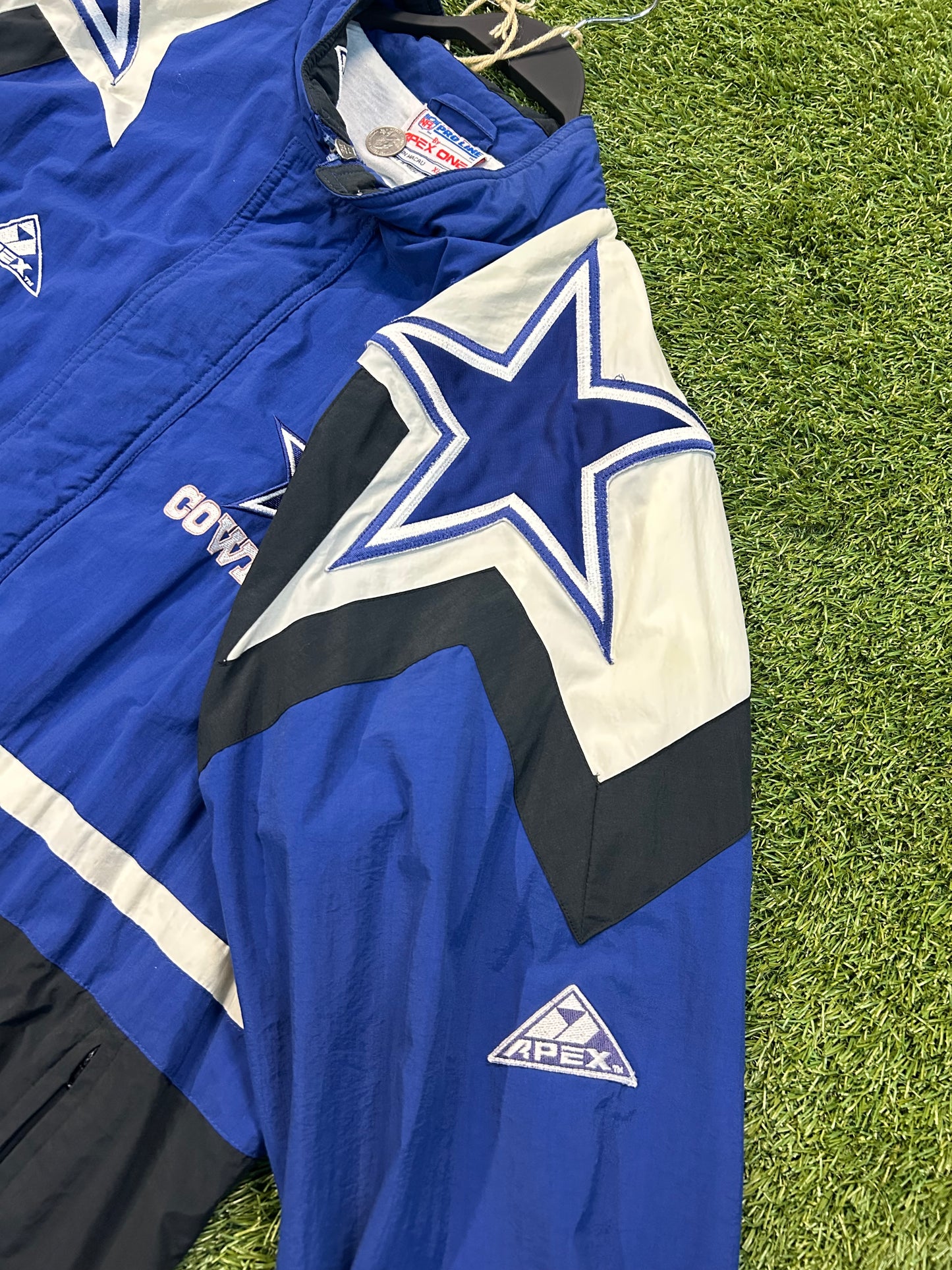Vintage 90s NFL Proline By Apex One Dallas Cowboys Jacket