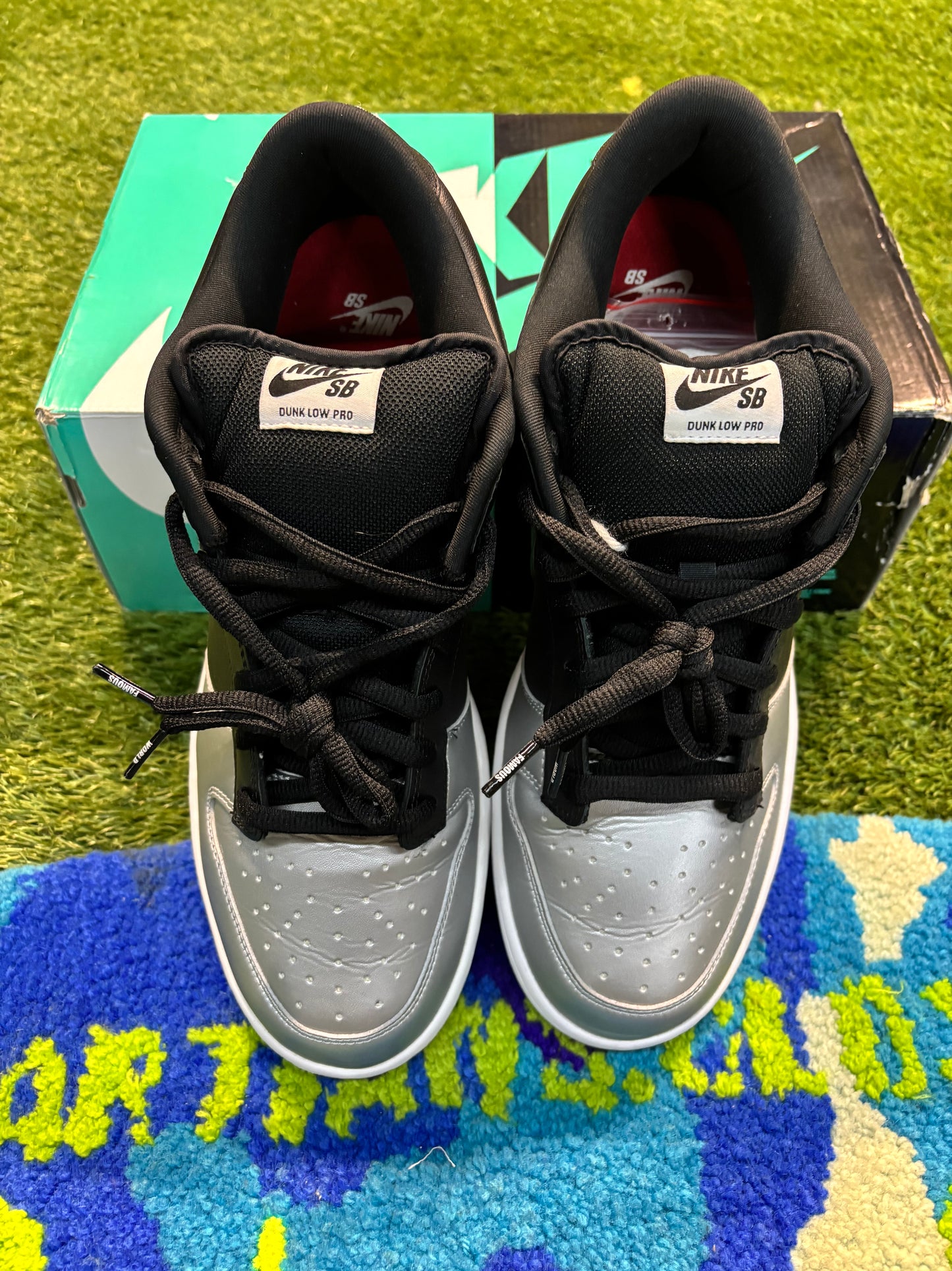 Supreme x Nike SB Dunk Low Metallic
