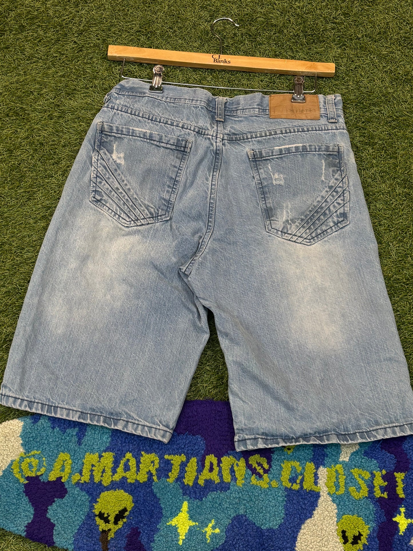 90s Akademiks Distressed Jorts