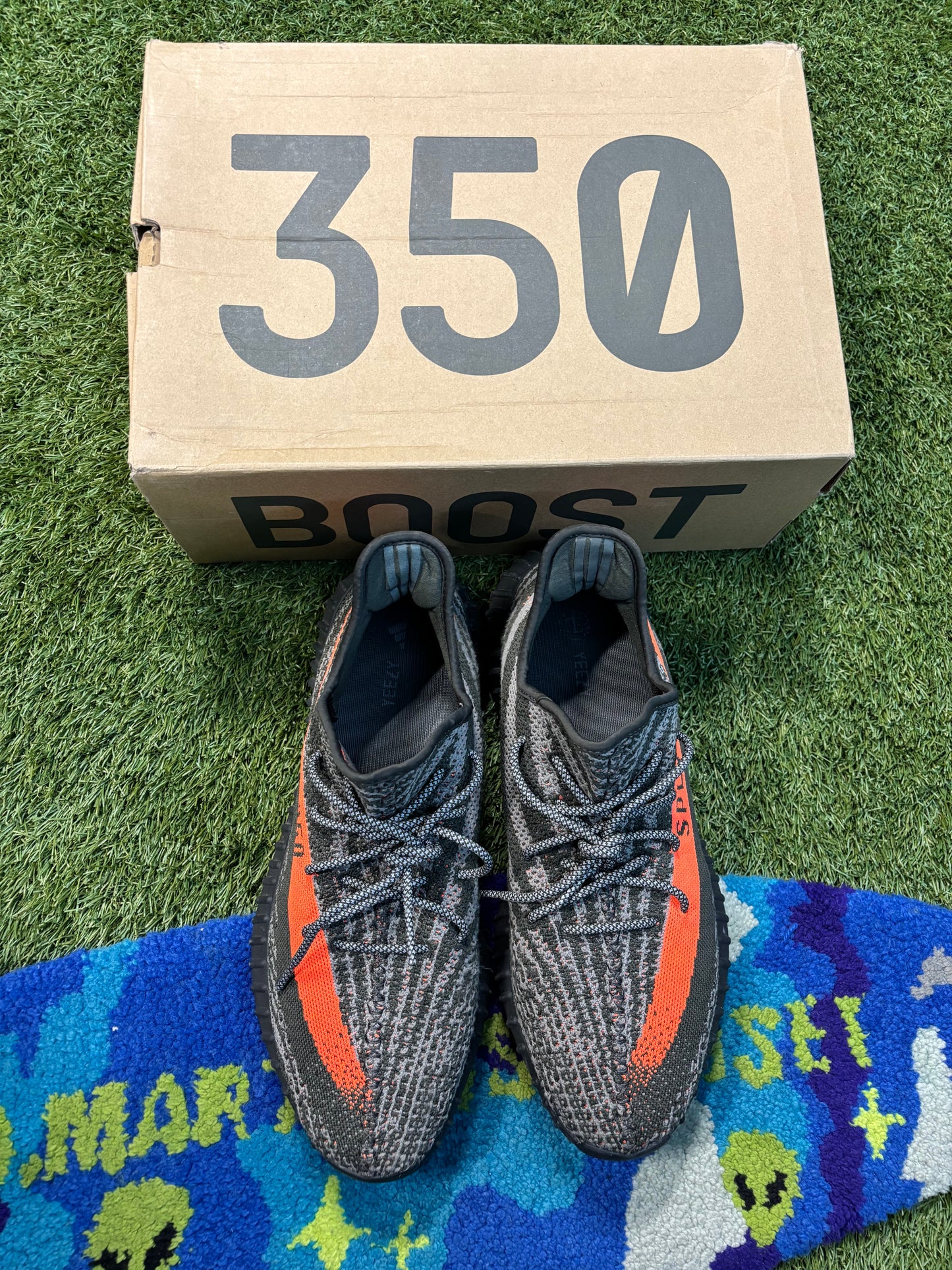 Yeezy boost 350 v2 carbon beluga