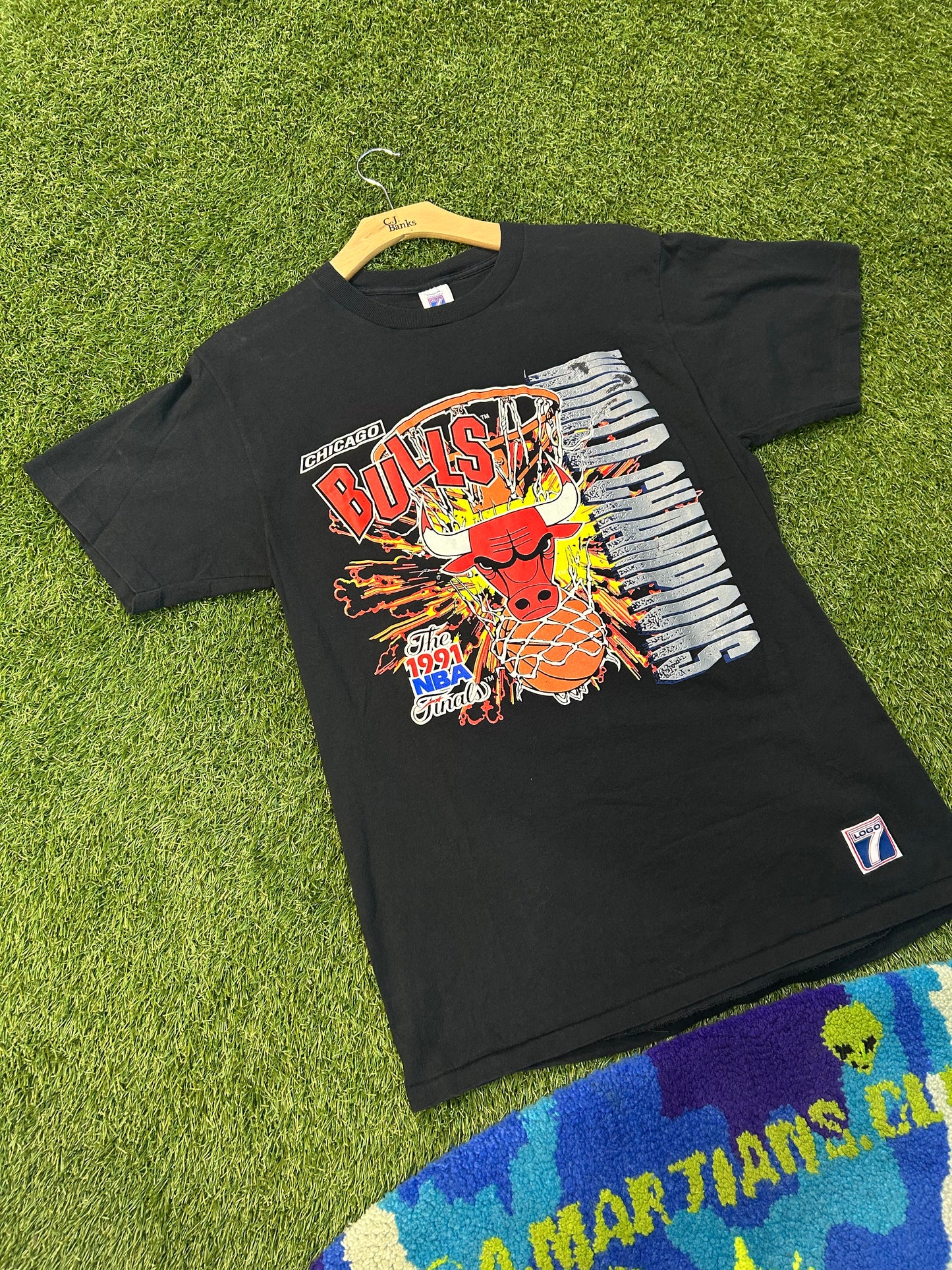Vintage 1991 NBA Finals Chicago Bulls Logo 7 Tee