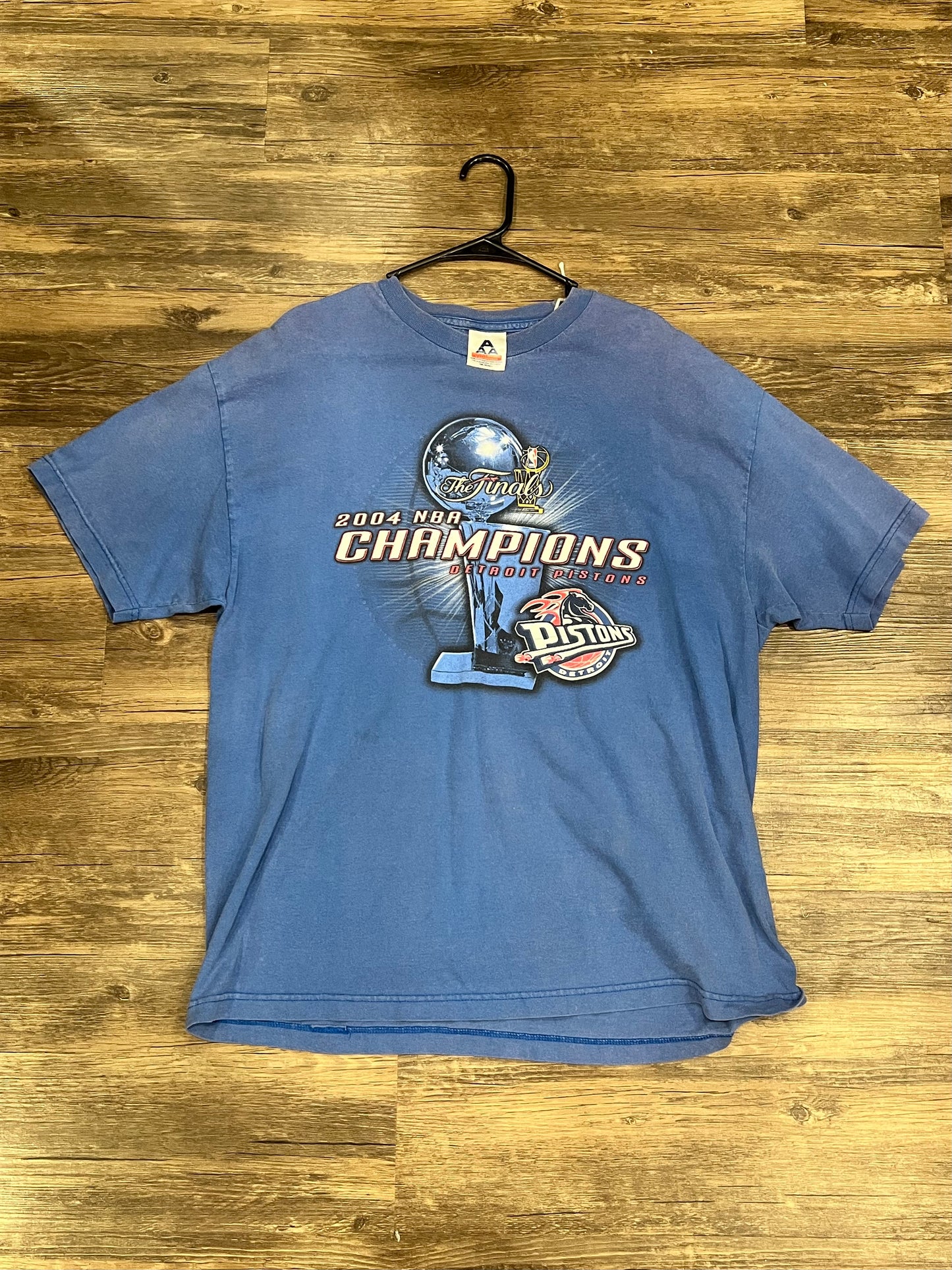 Vintage Detroit Pistons 04’ Championship Tee