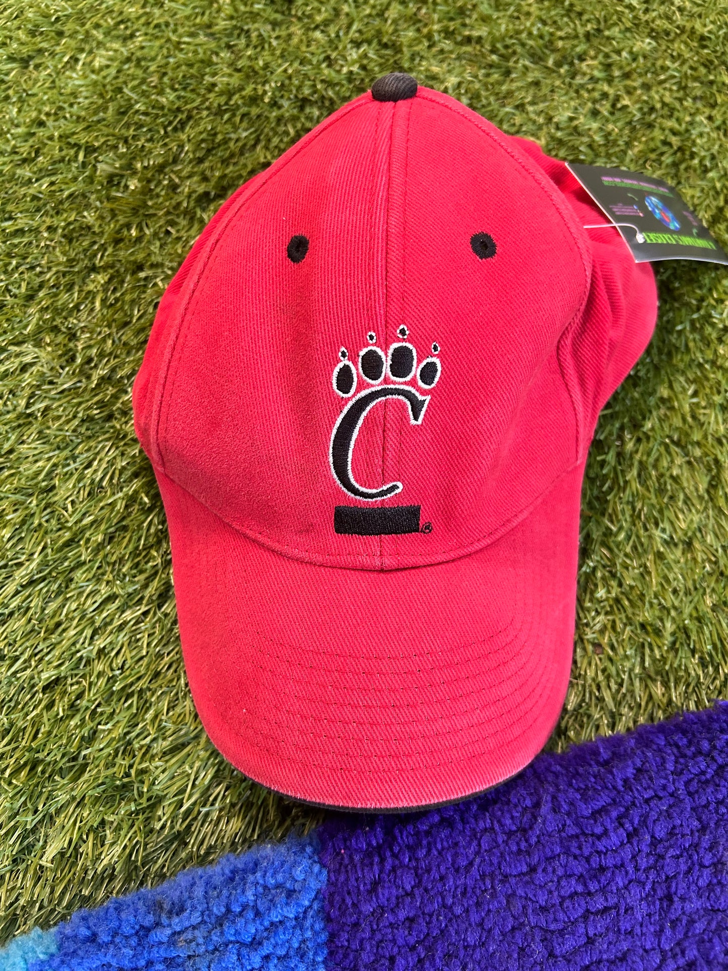 Cincinnati Bearcats Velcro Back Hat