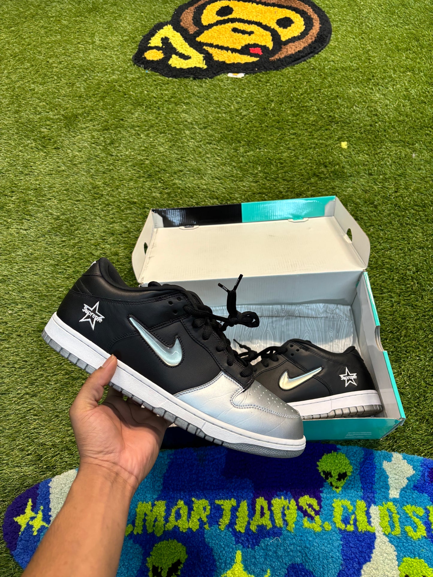 Supreme x Nike SB Dunk Low Metallic