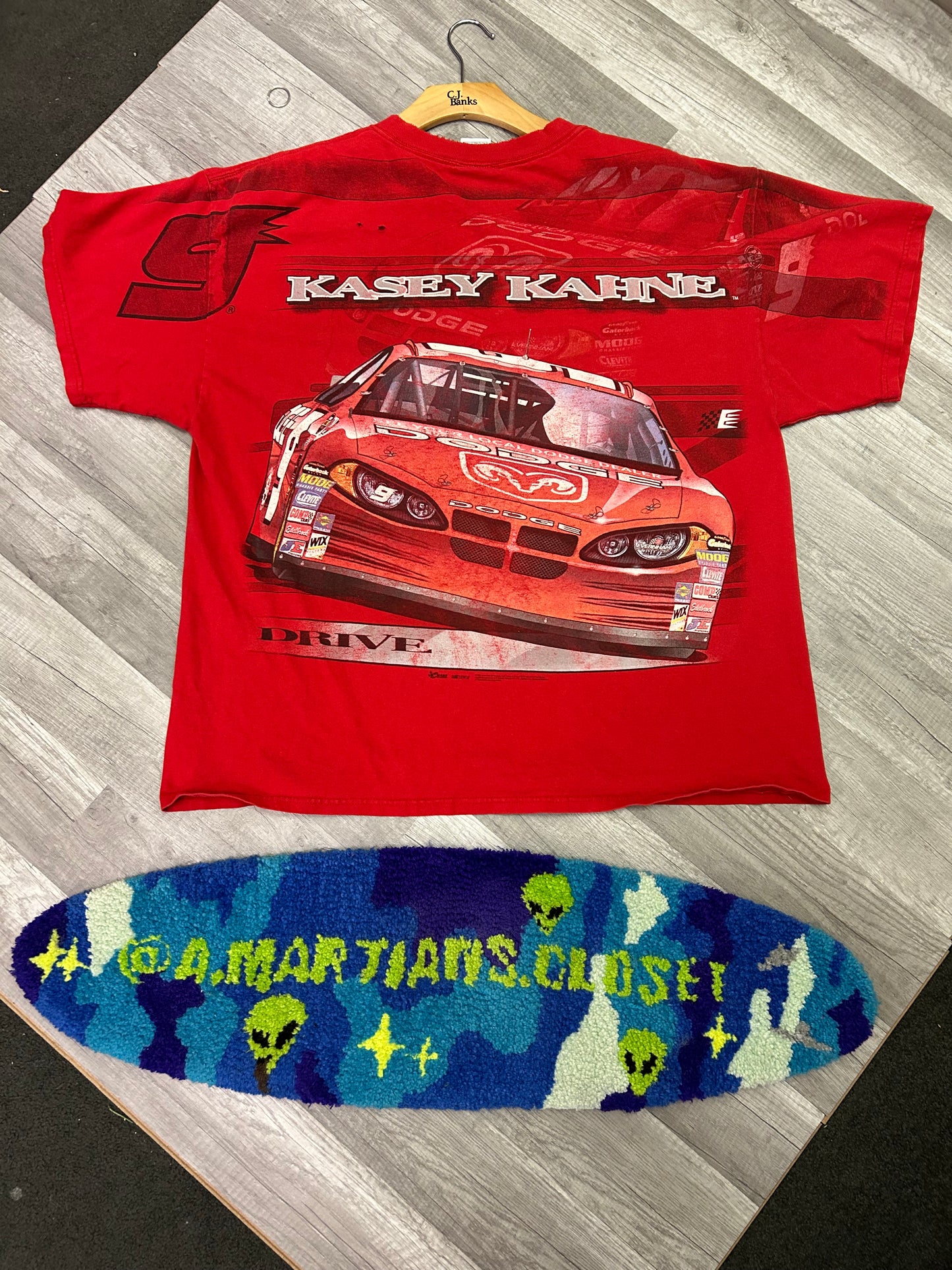 Y2K Vintage 2005 Kasey Kahne #9 Dodge NASCAR Tee