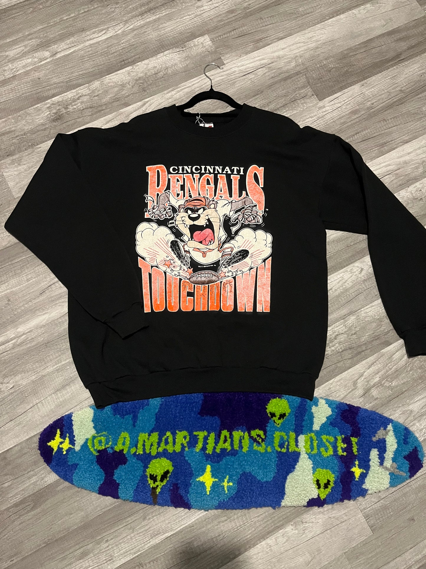 1990’s Vintage TasmaniaDevil Cincinnati Bengals Crew Neck