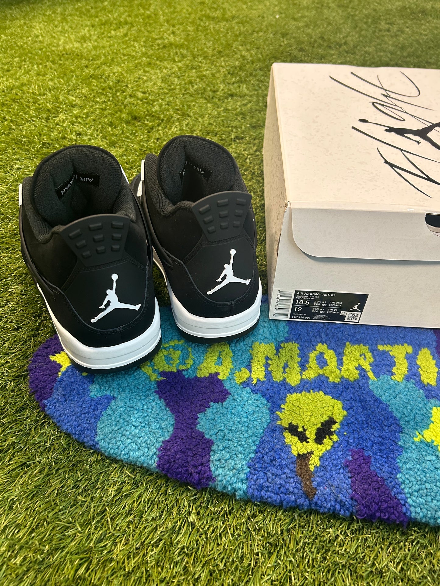 Jordan 4 Retro White Thunder