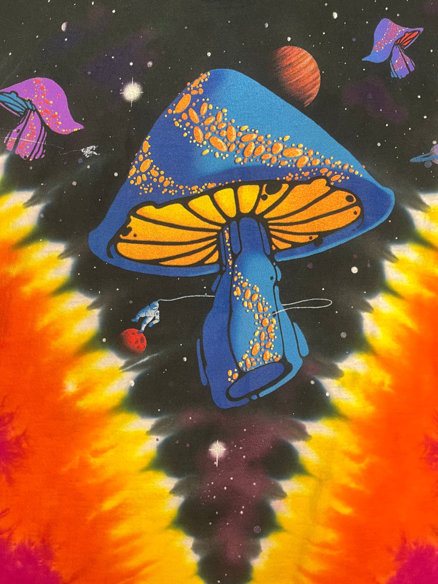Vintage 90s Tye Dye Magic Mushroom Tee