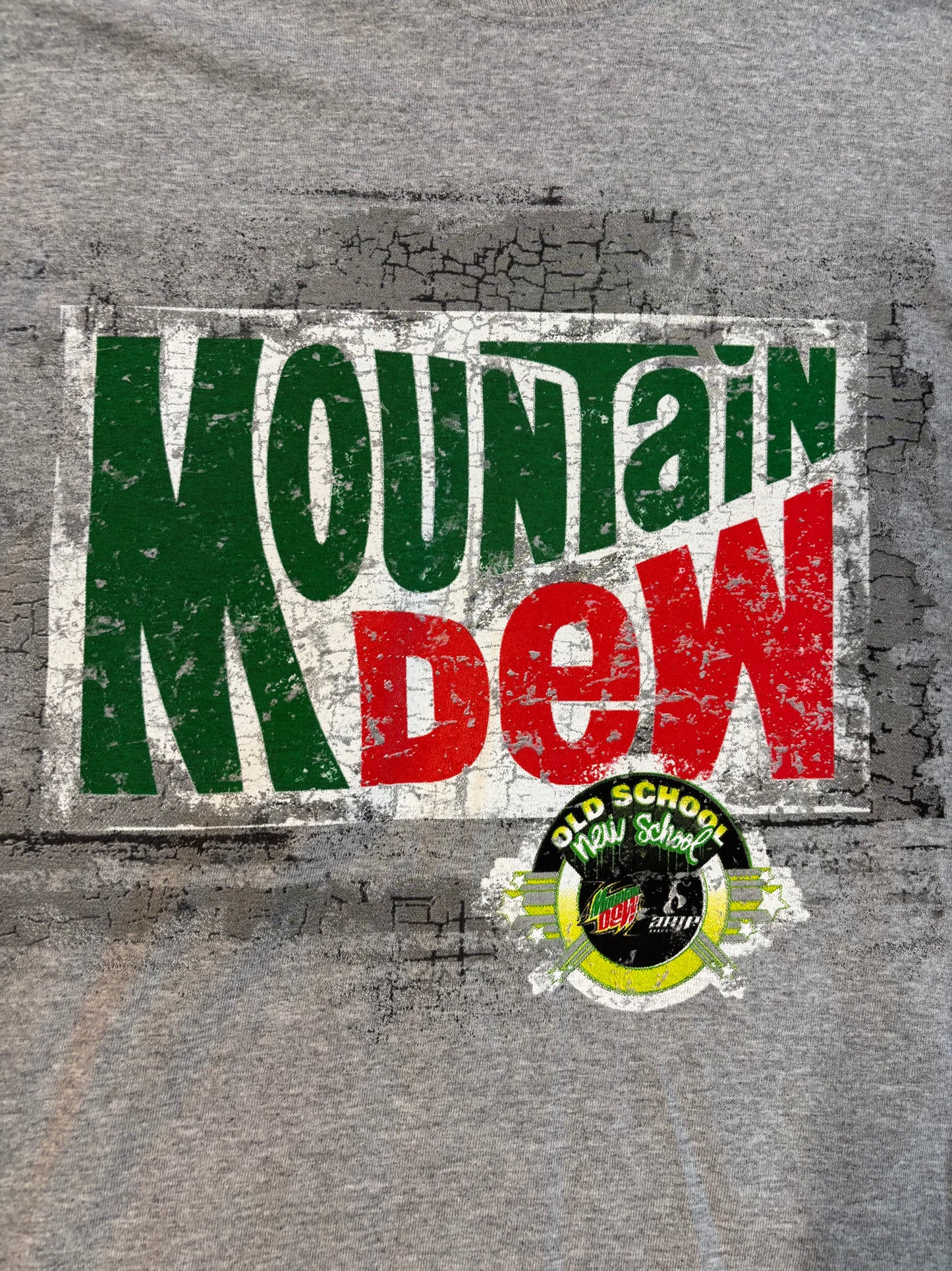 2008 Dead stock Dale Jr Mountain Dew Amp Energy NASCAR T-Shirt Size Large Winners circle tag