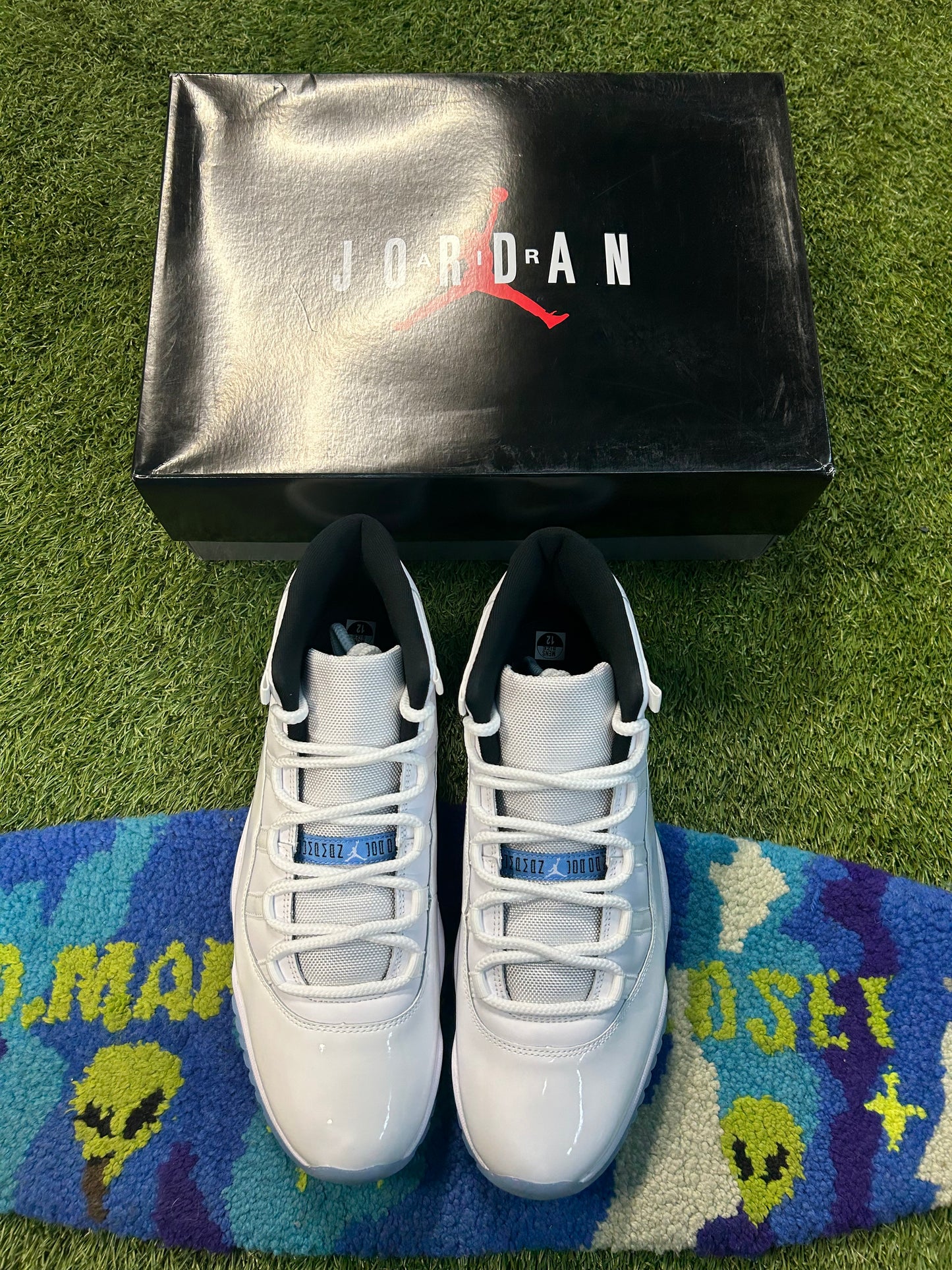 Jordan Retro 11 Legend Blues