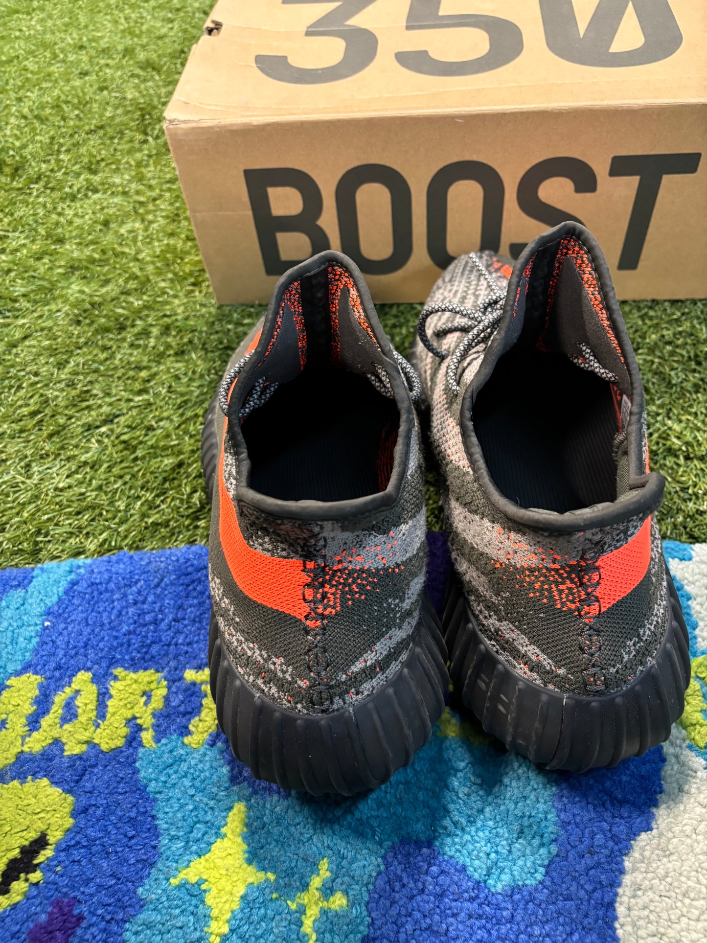 Yeezy boost 350 v2 carbon beluga
