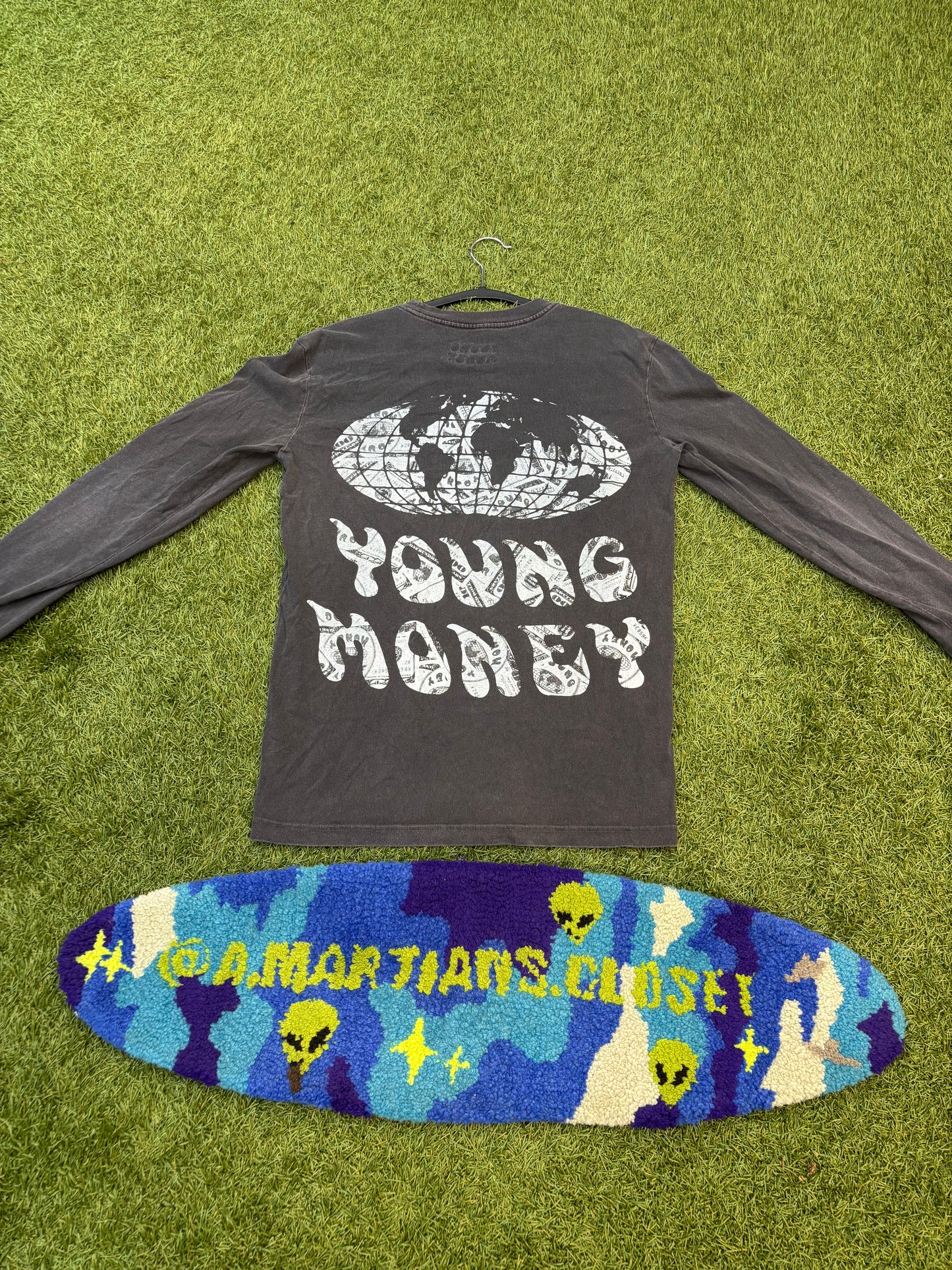 American Eagle x Young Money Long sleeve Tee