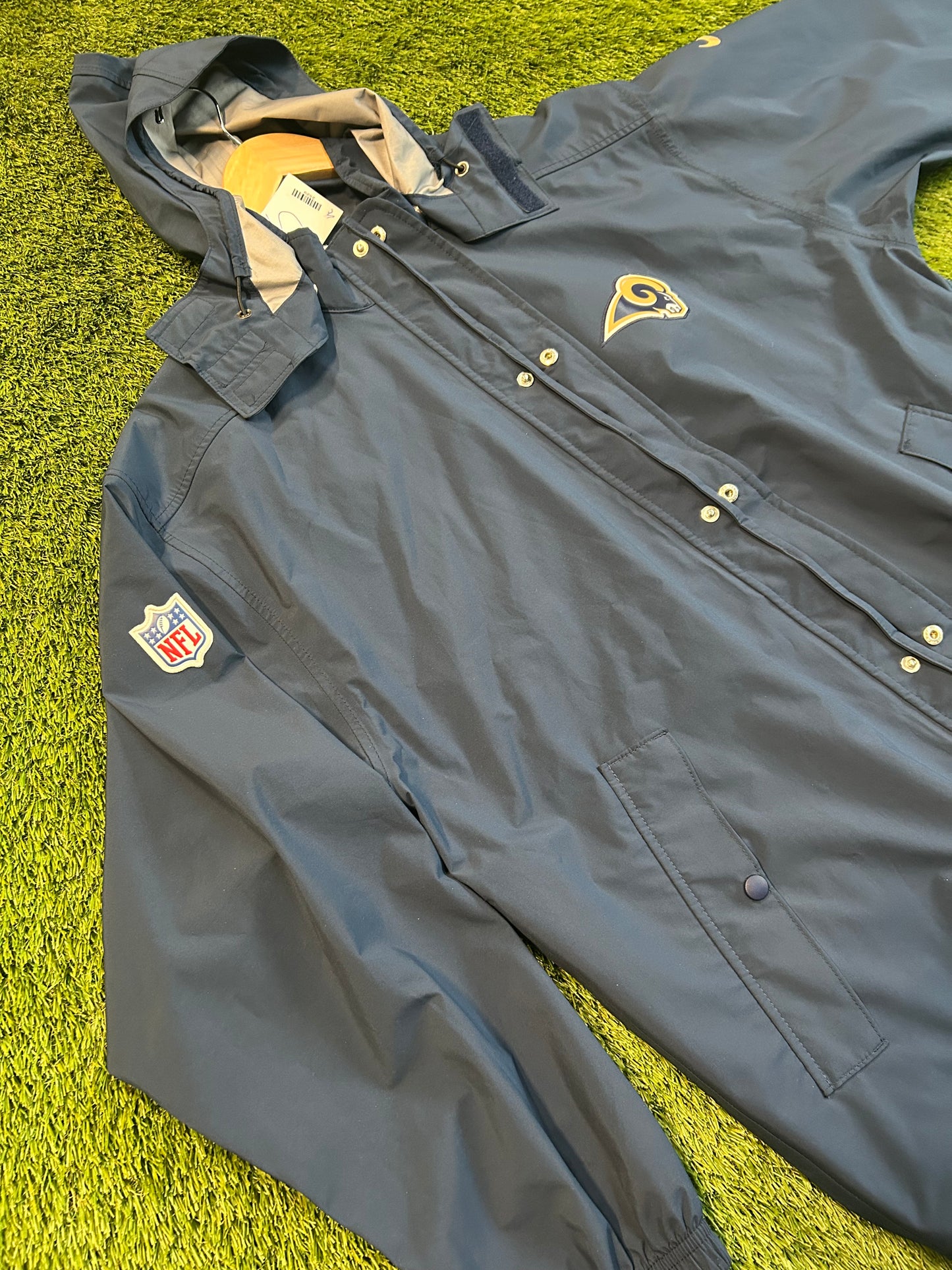 NFL St Louis Rams Rain Jacket