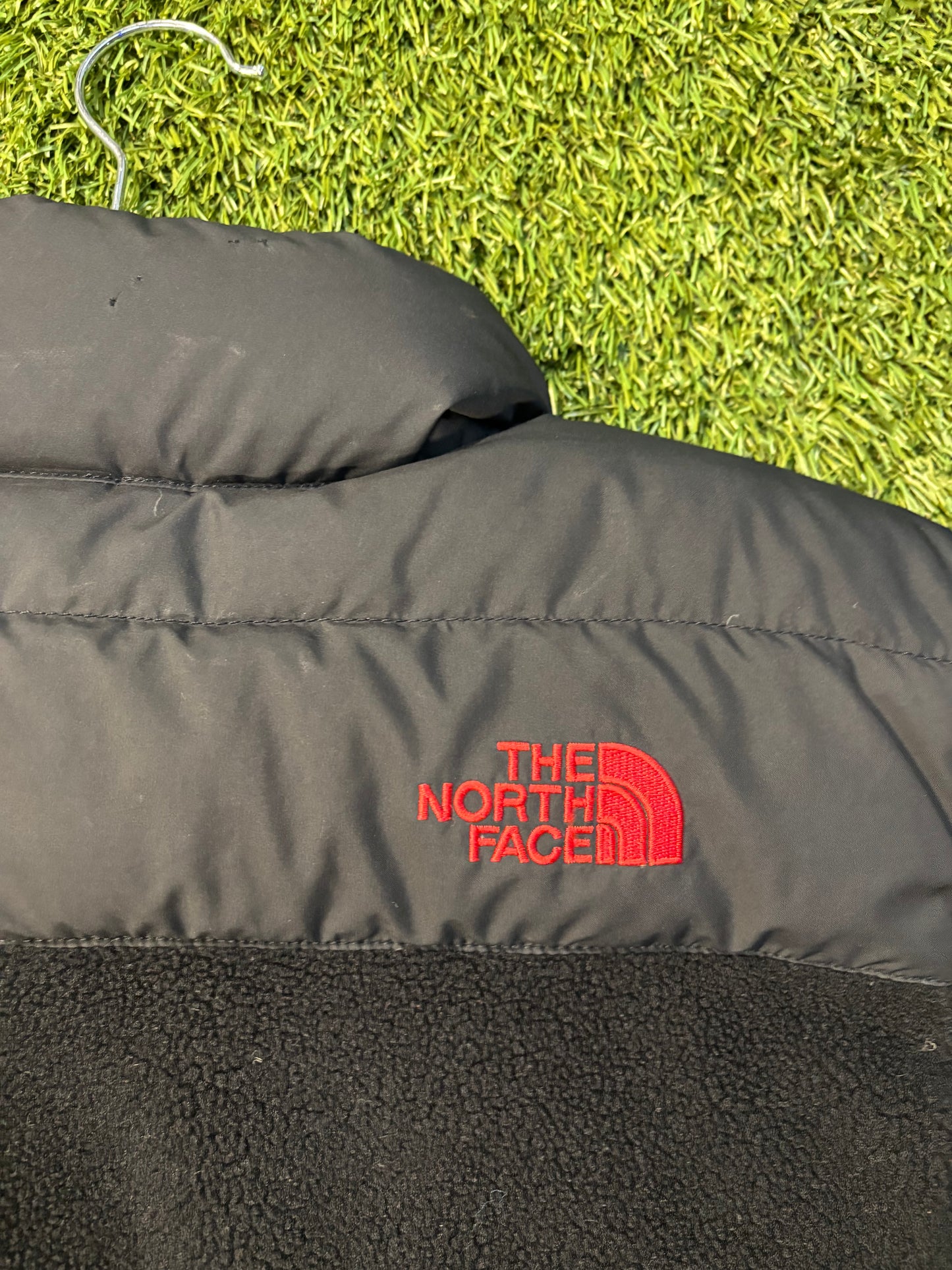 Black Puffer Style Fleece North Face Jacket Size Kids XL 18/20