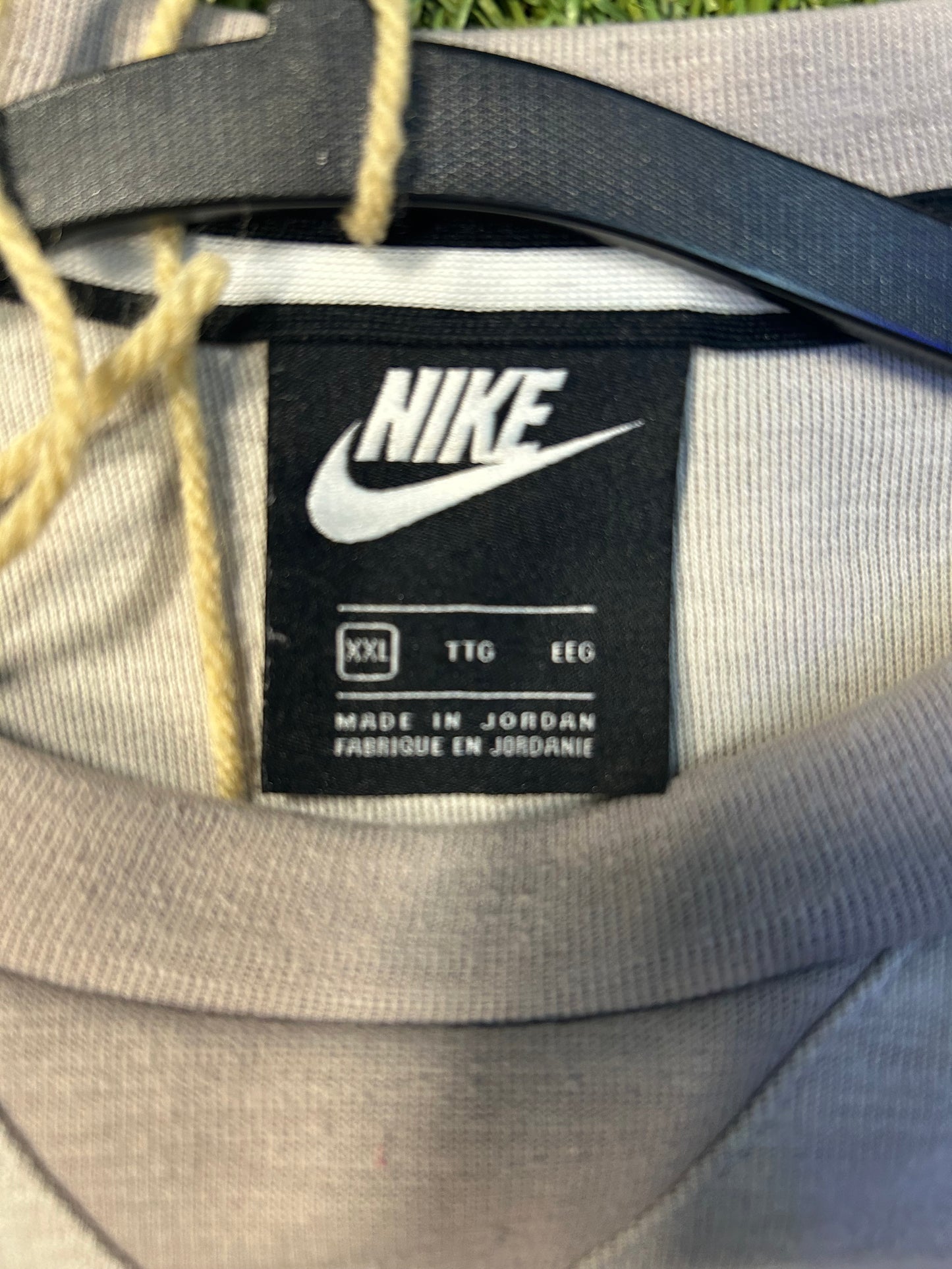 Y2K Nike Light Tan Crewneck W/Front Pocket