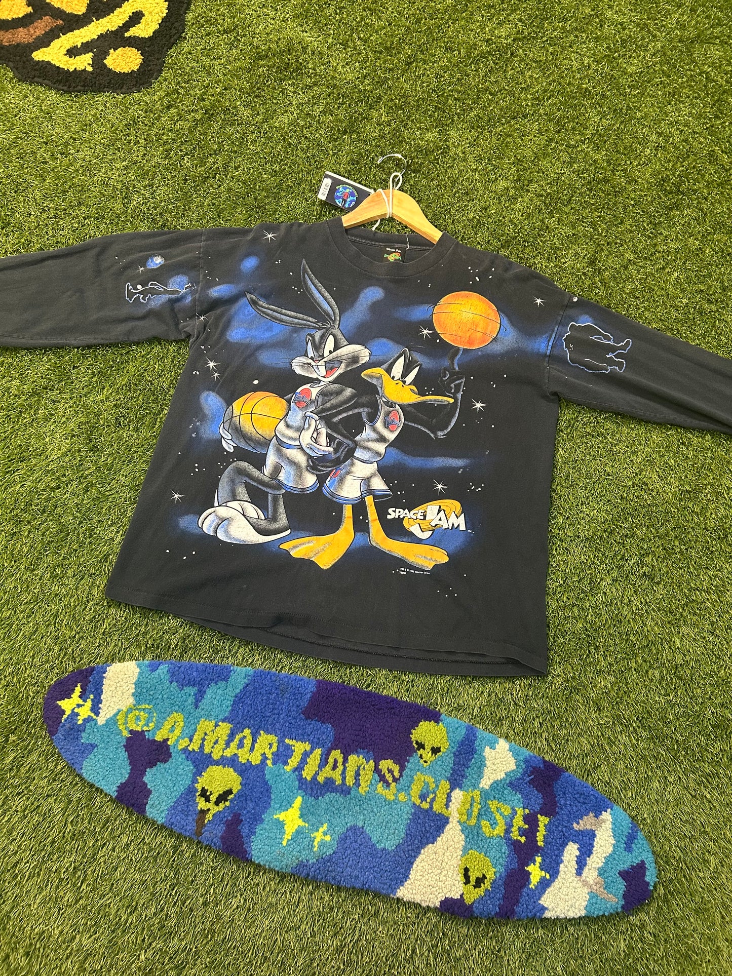 Vintage 1996 Space Jam Bugs Bunny & Daffy Duck Tee