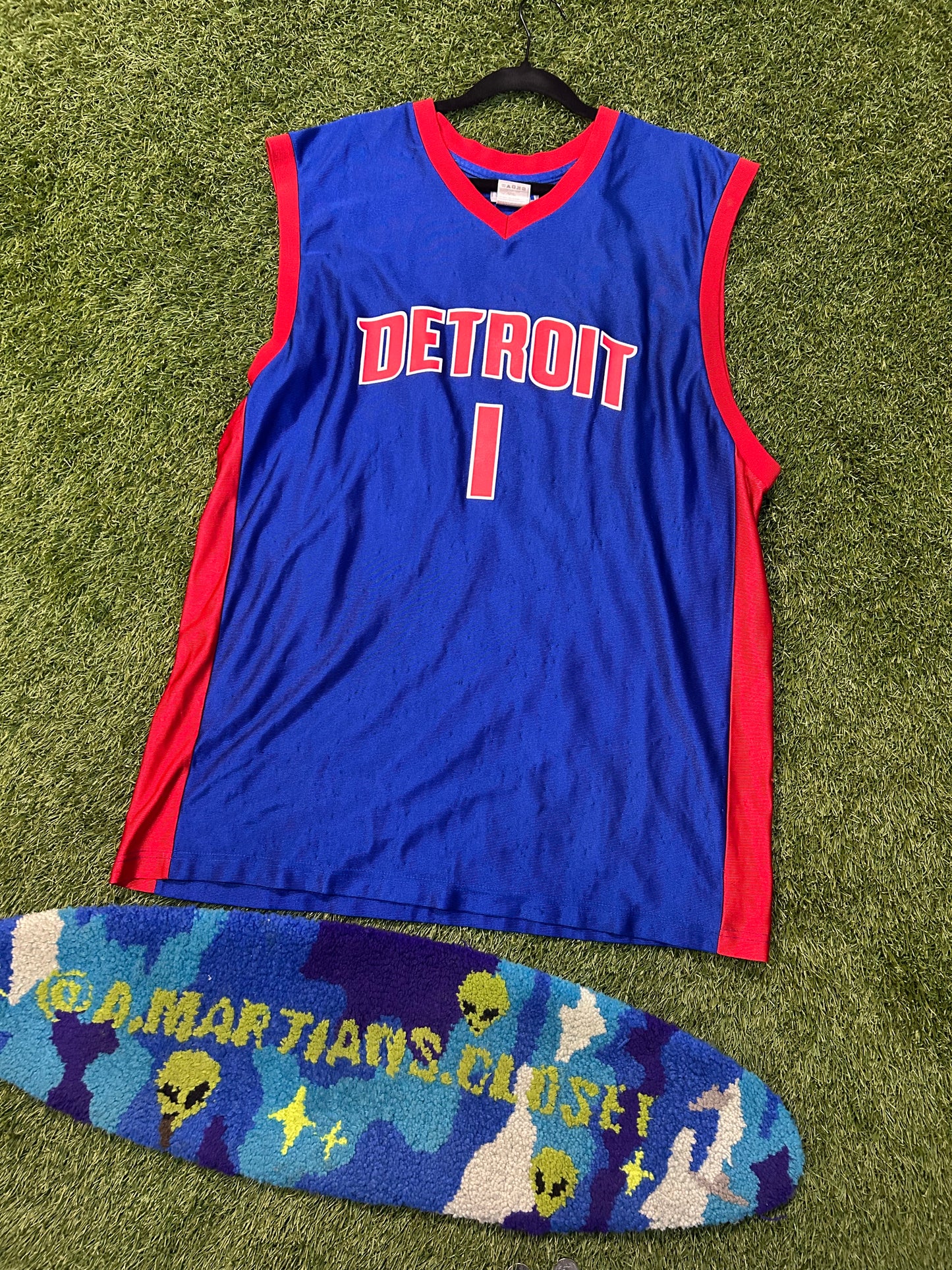 Y2K NBA Detroit Pistons Chancy Billups #1 Jersey