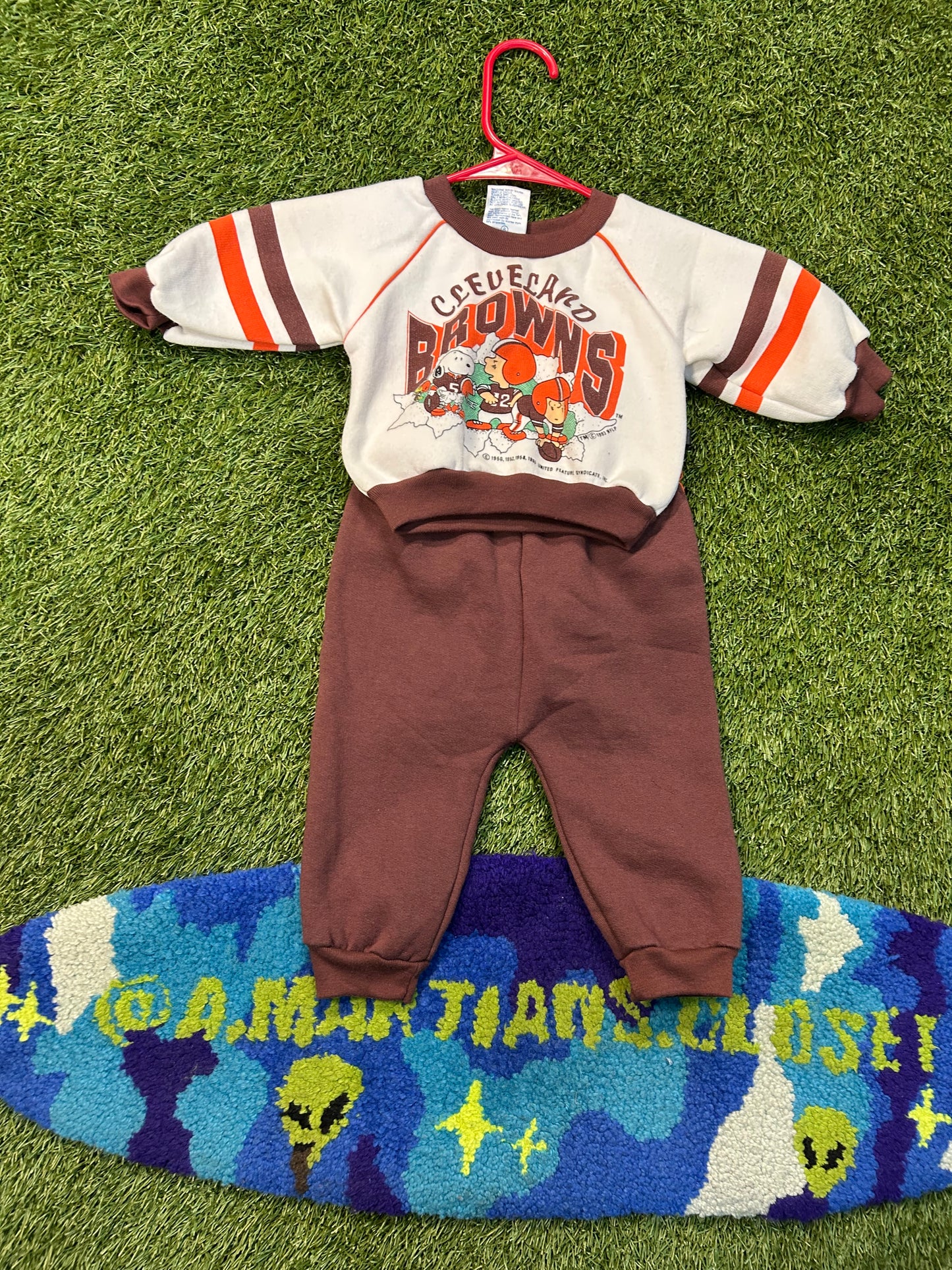 Vintage 1993 Peanuts And Snoopy Cleveland Browns Crewneck W/Matching Bottoms Kids Set