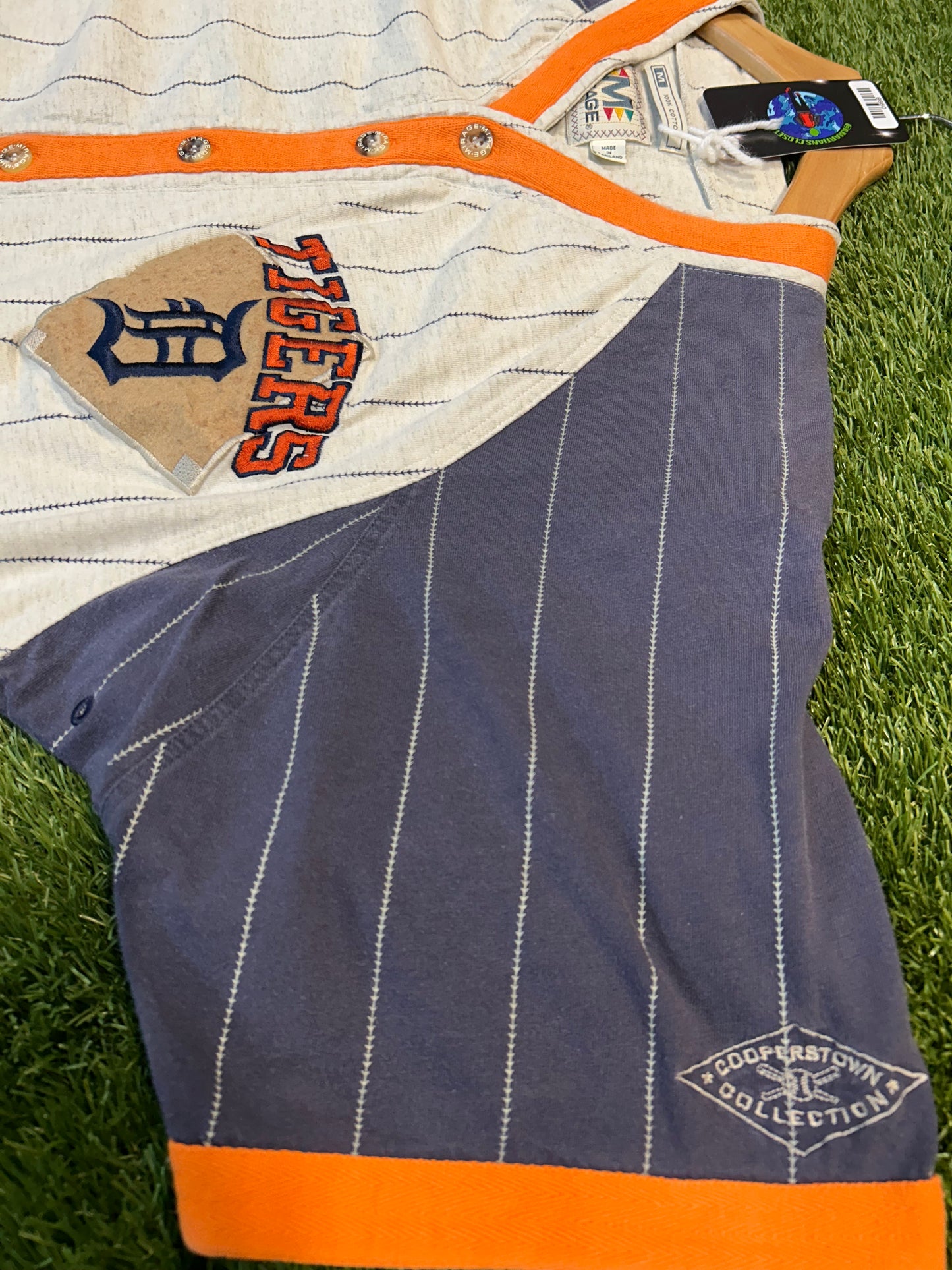 Vintage Mirage Detroit Tigers Baseball Jersey