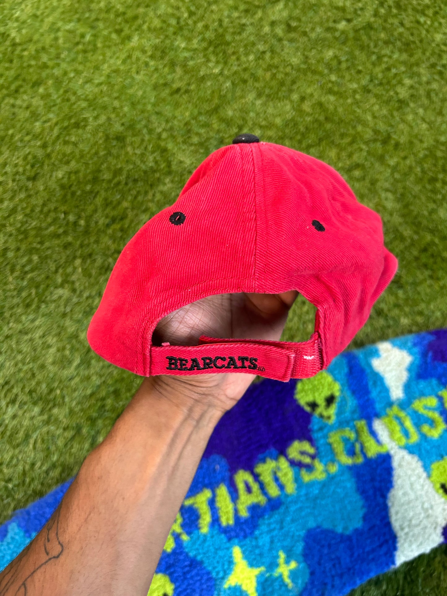 Cincinnati Bearcats Velcro Back Hat