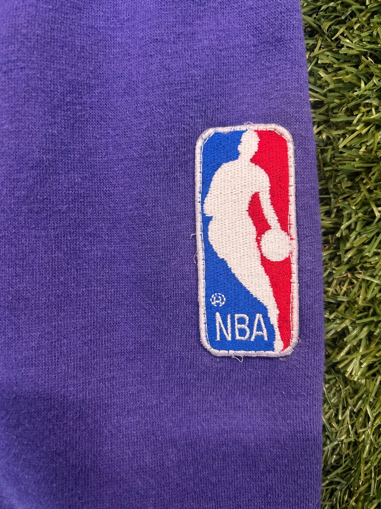 Vintage 90s Lee Sports Los Angeles Lakers Embroidered Crewneck