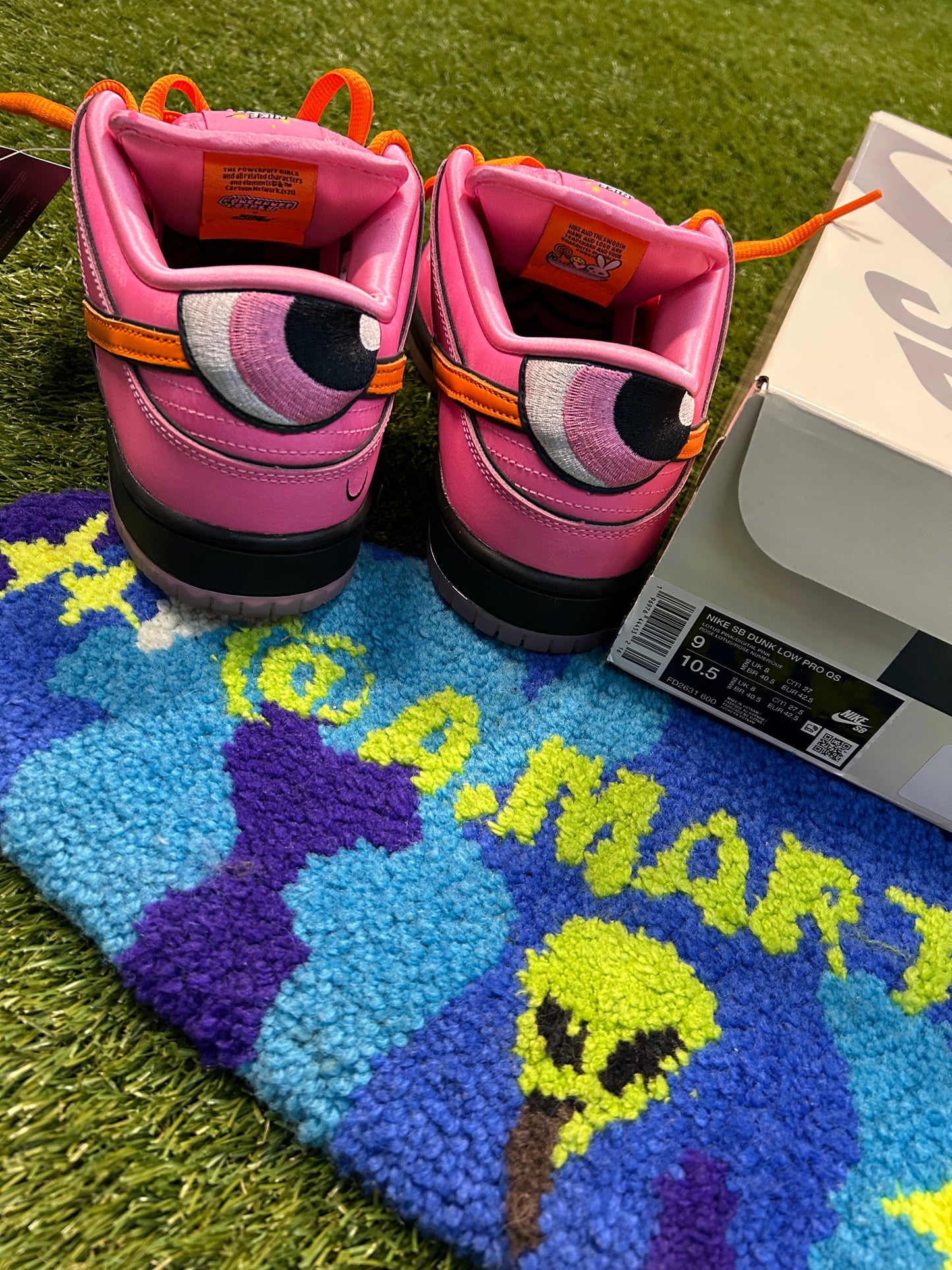 Nike SB Dunk Low The Powerpuff Girls Blossom