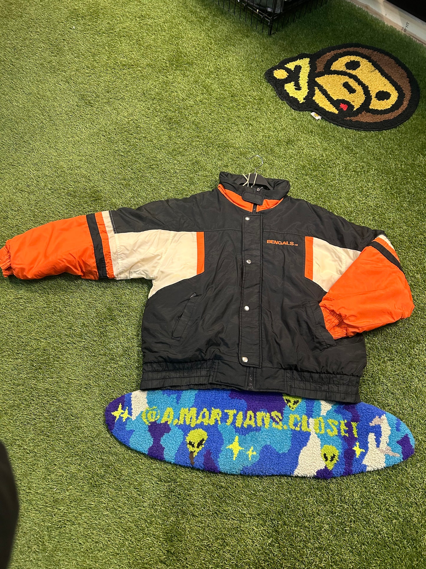 Vintage 90s Game Day NFL Cincinnati Bengals Jacket W/Hood