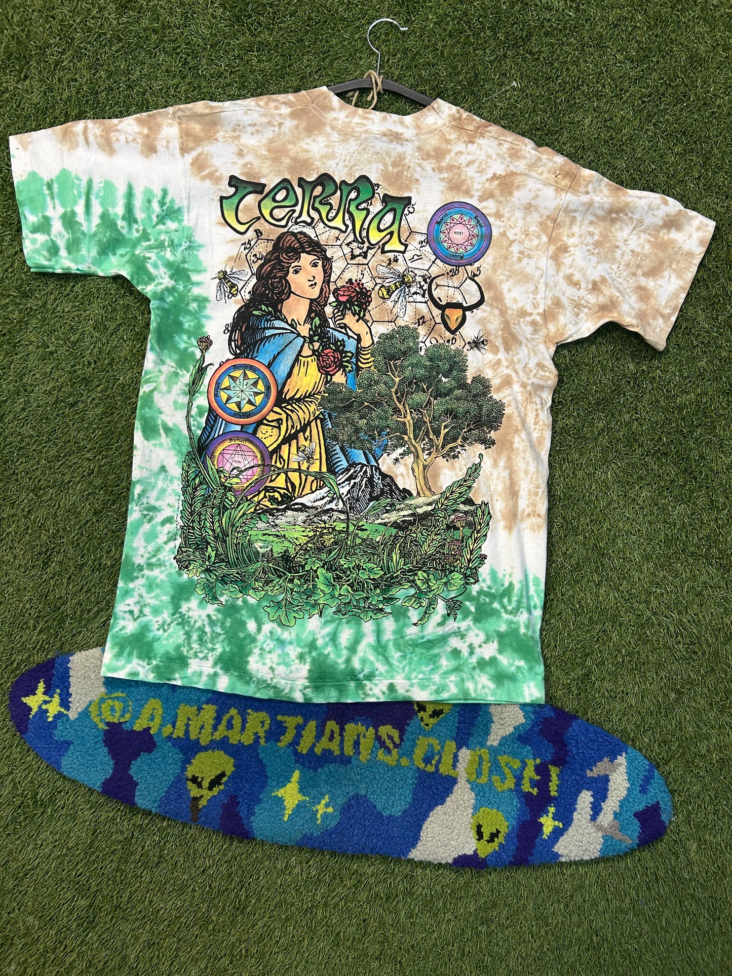 Vintage 1992 Ian Bohorquez Terra (Earth Signs) AOP Tee