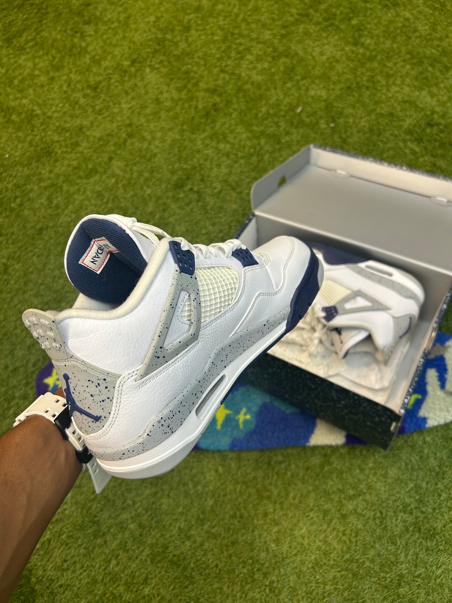 Jordan 4 Retro Midnight Navy