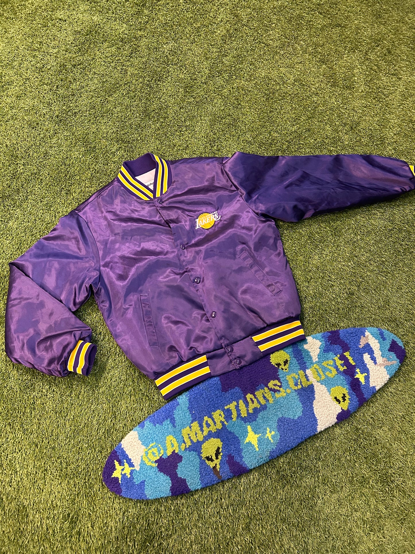 Vintage 80s Swingster Tag Los Angeles Lakers Satin Jacket