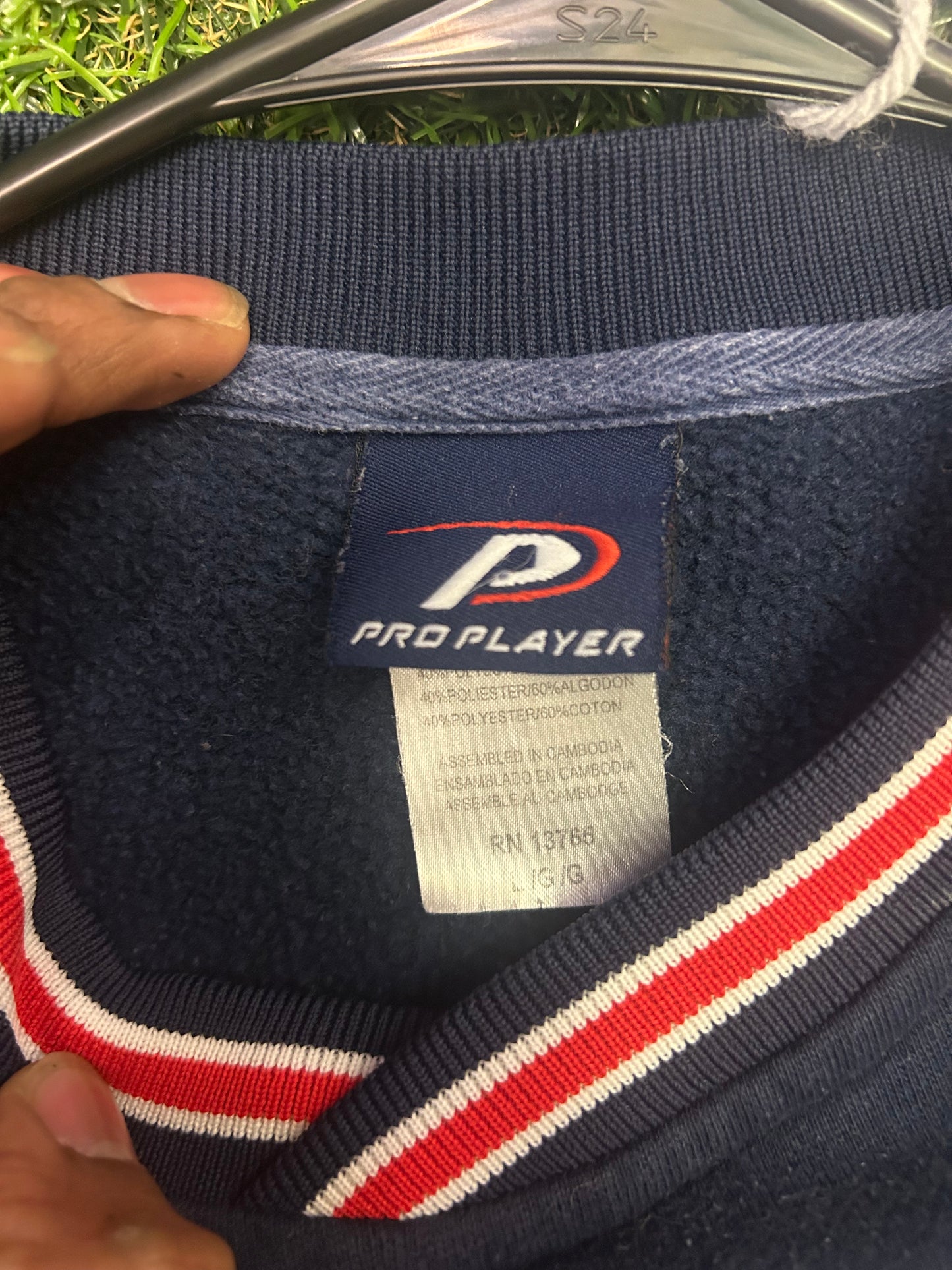 Vintage ProPlayer Brand New York Giants Football Crewneck