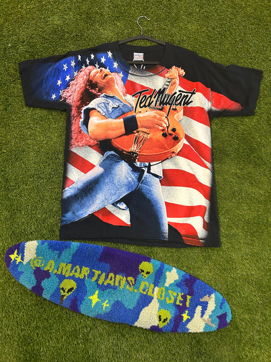 2000s Ted Nugent One Nation Under Ted AOP Front Tee