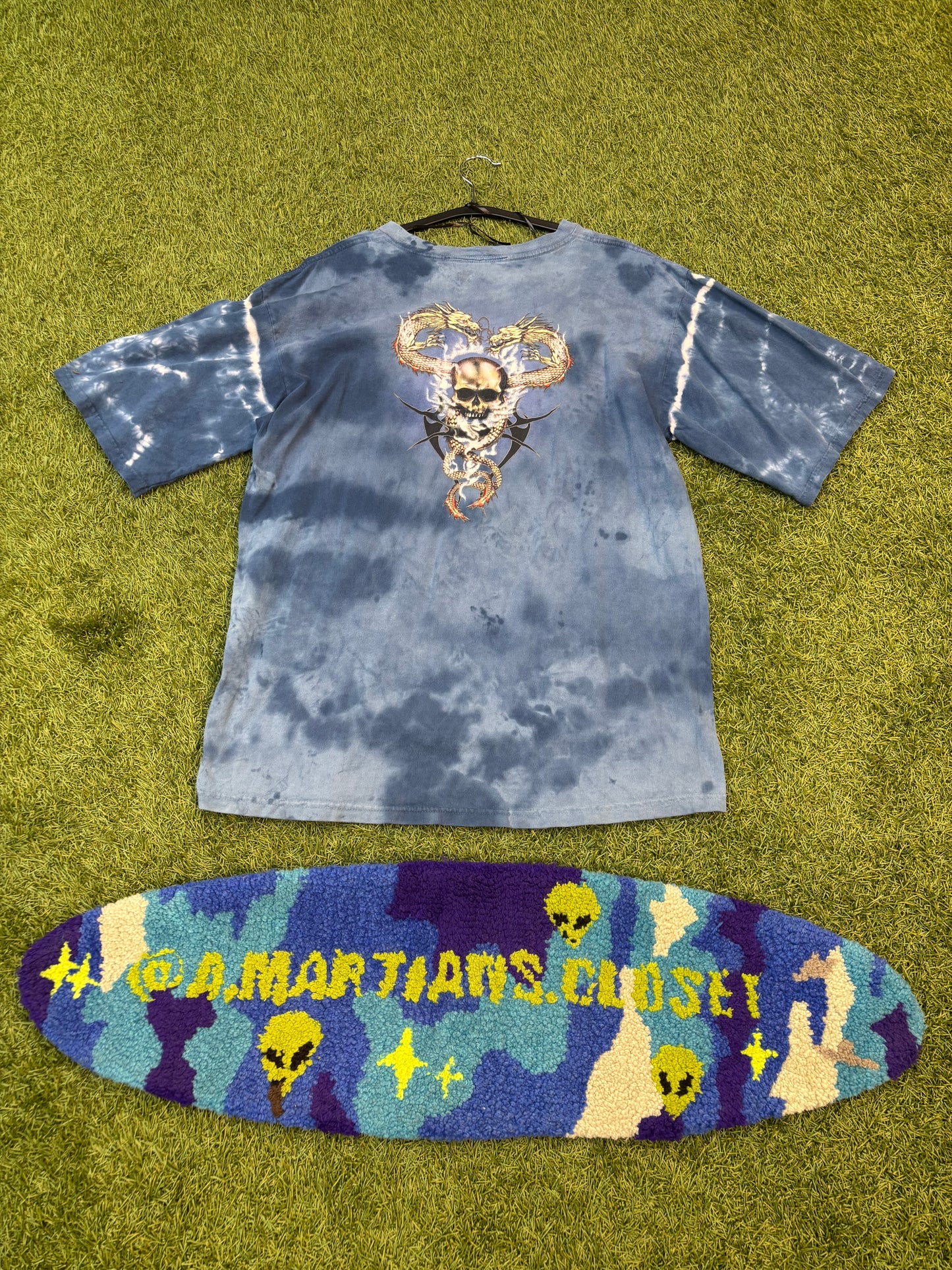 Y2K *Brand Unkown* Dragon Skull Graphic Tee