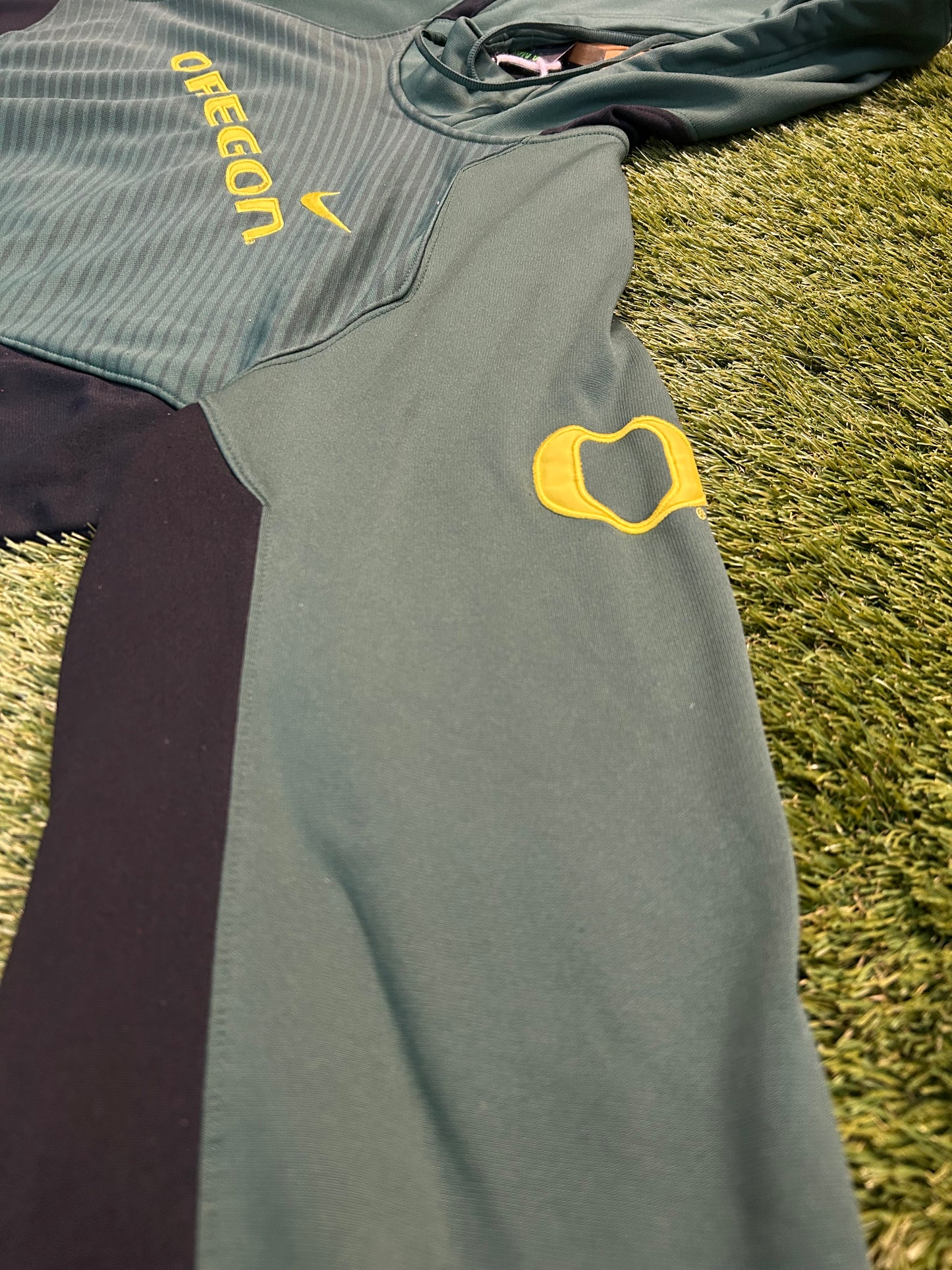 Y2K Oregon Ducks Nike Tech Hoodie