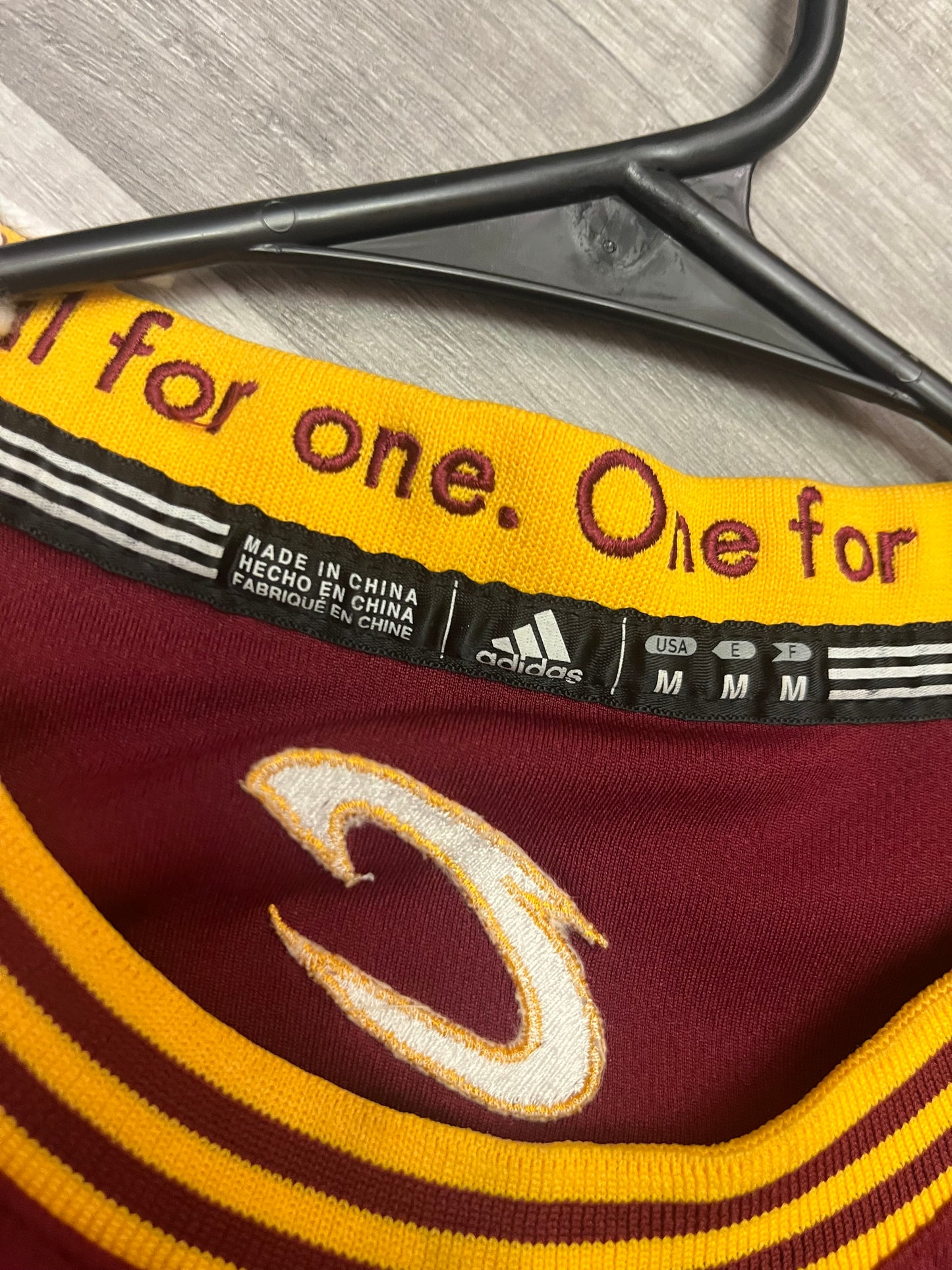 Adidas Cleveland Cavaliers Lebron James #23 Jersey