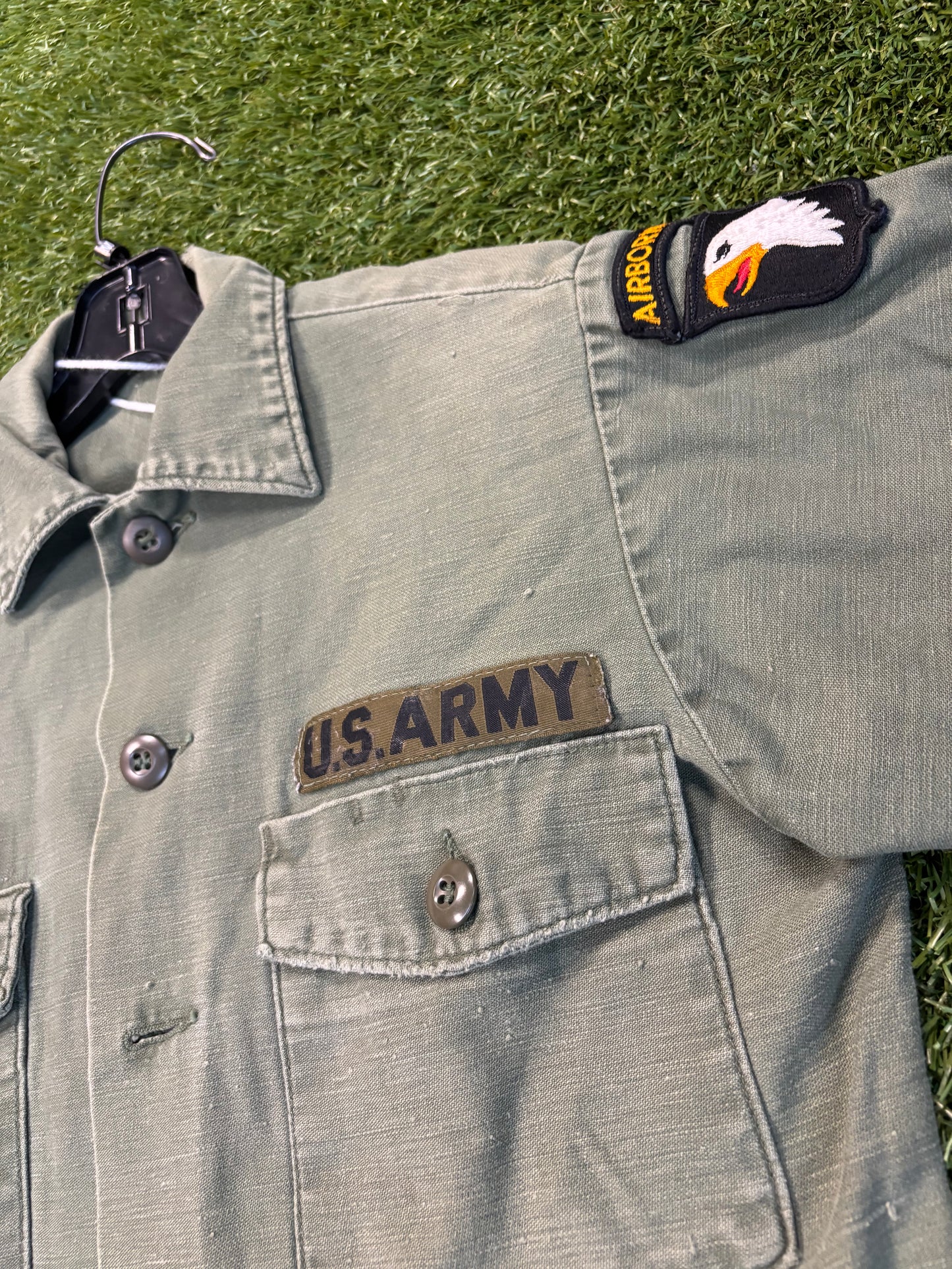 Vintage Vietnam US Army Airborne Button Up