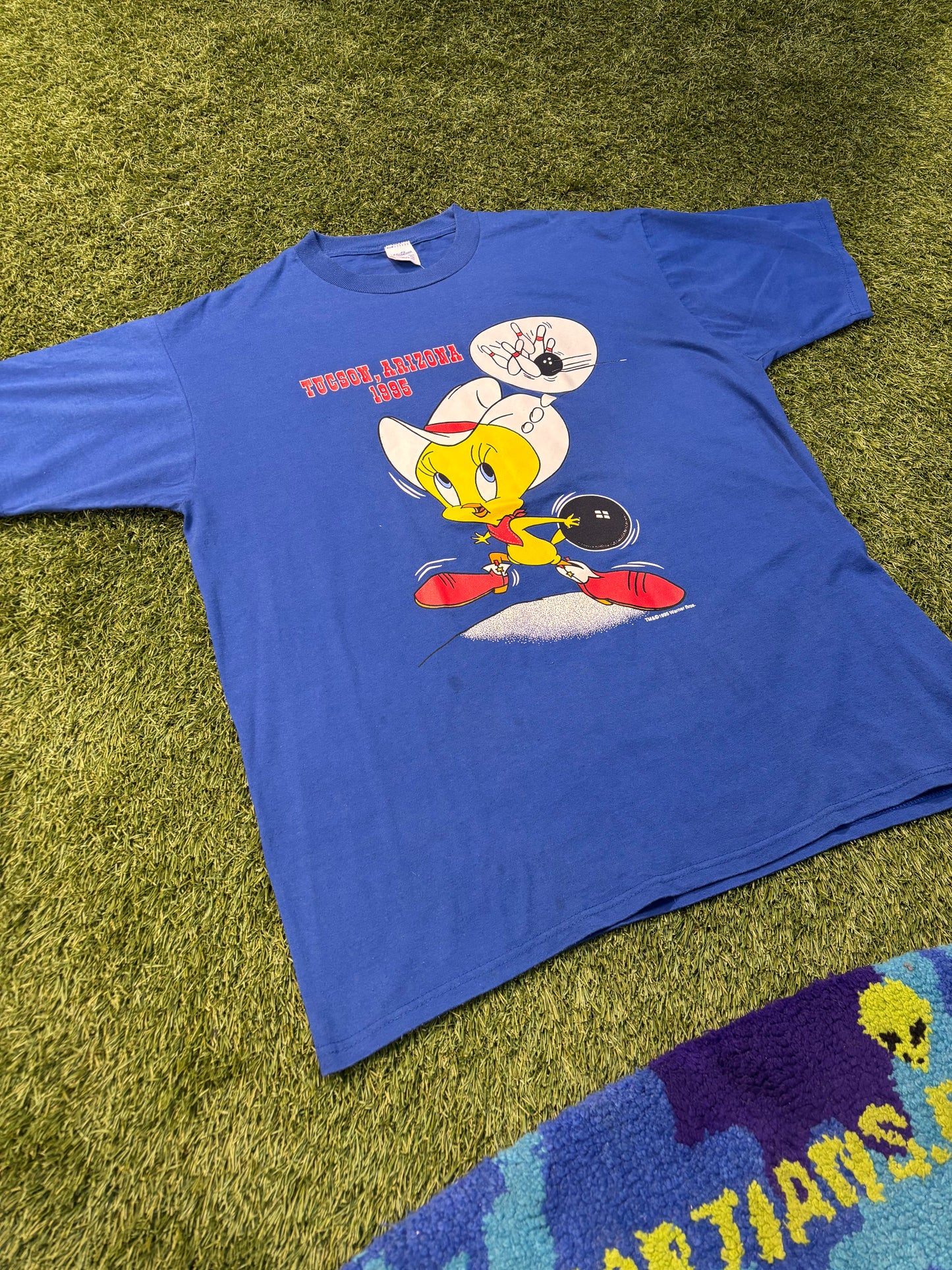 Vintage 1995 Tucson, Arizona Tweetie Bird Bowling Tee