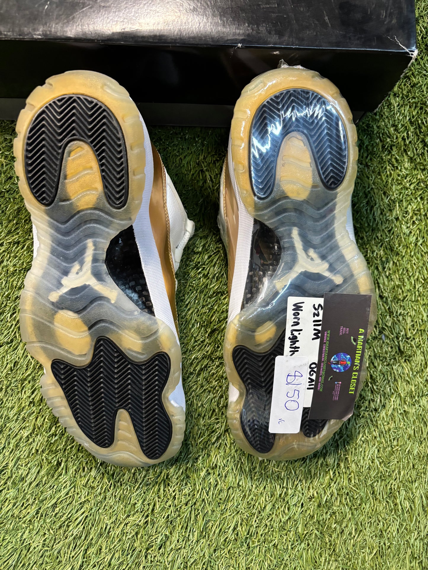 Jordan retro 11 closing ceremony