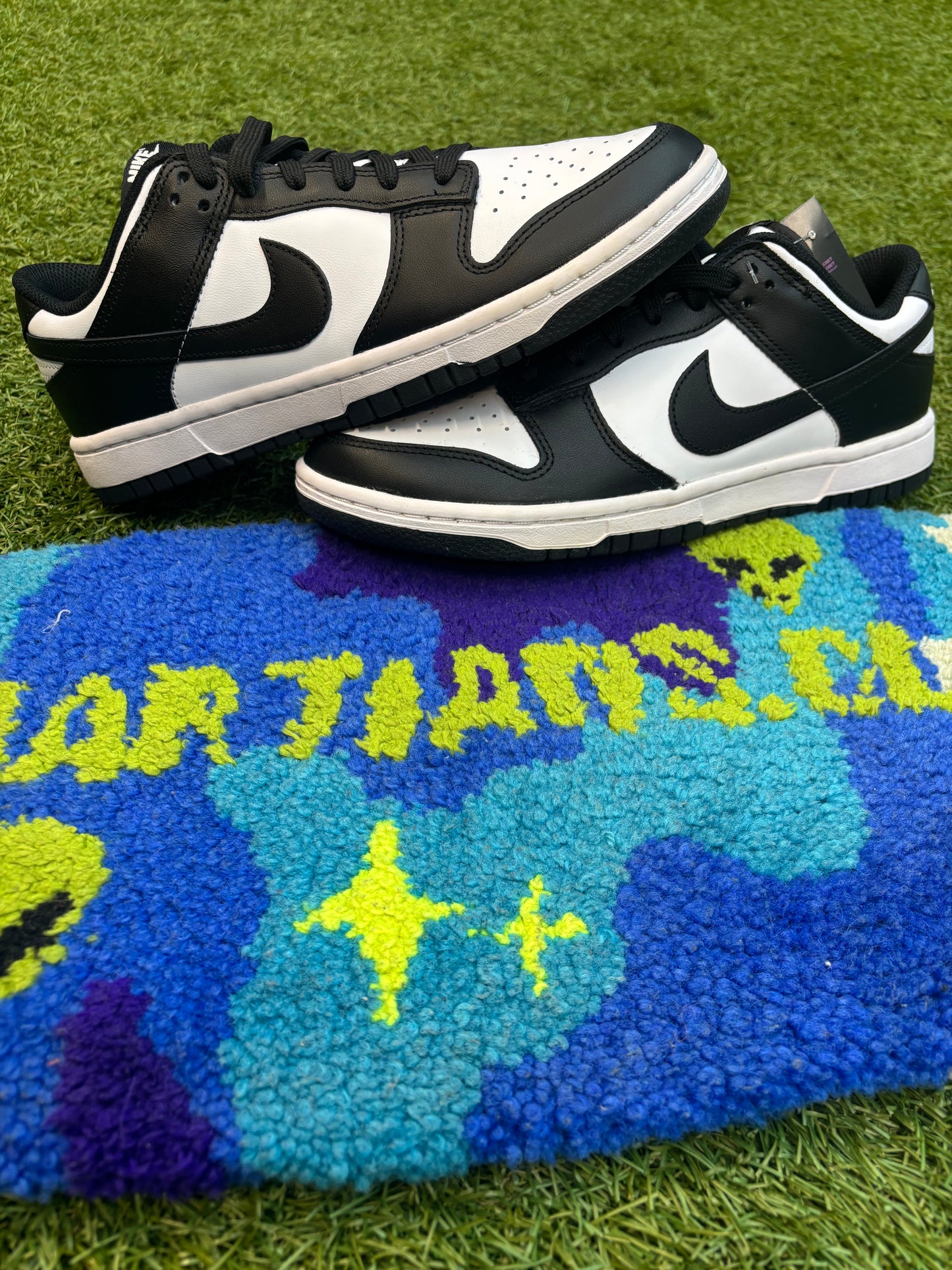 Nike Panda Dunks