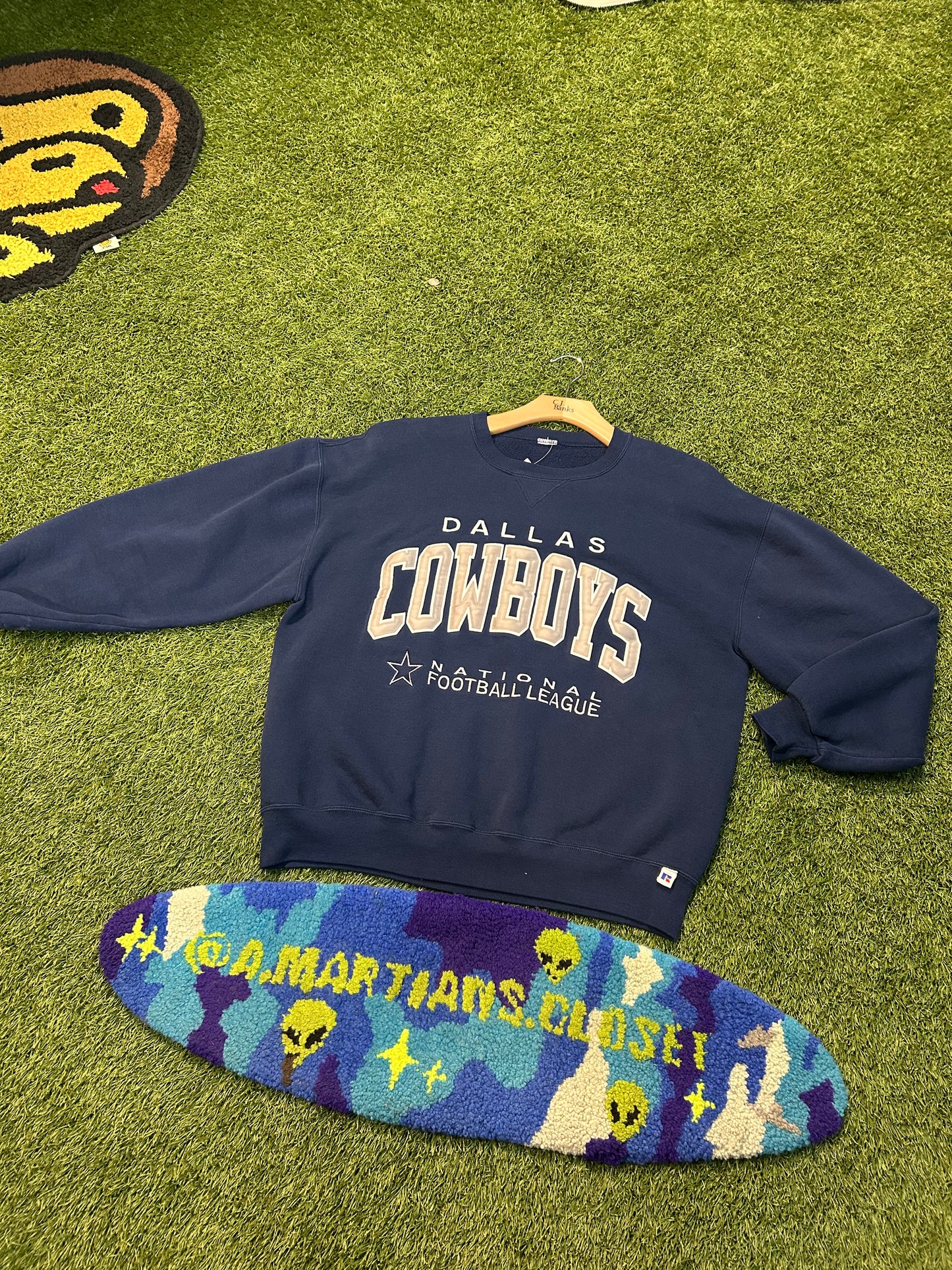 Vintage Russel Brand Dallas Cowboys Embroidered Logo Crewneck