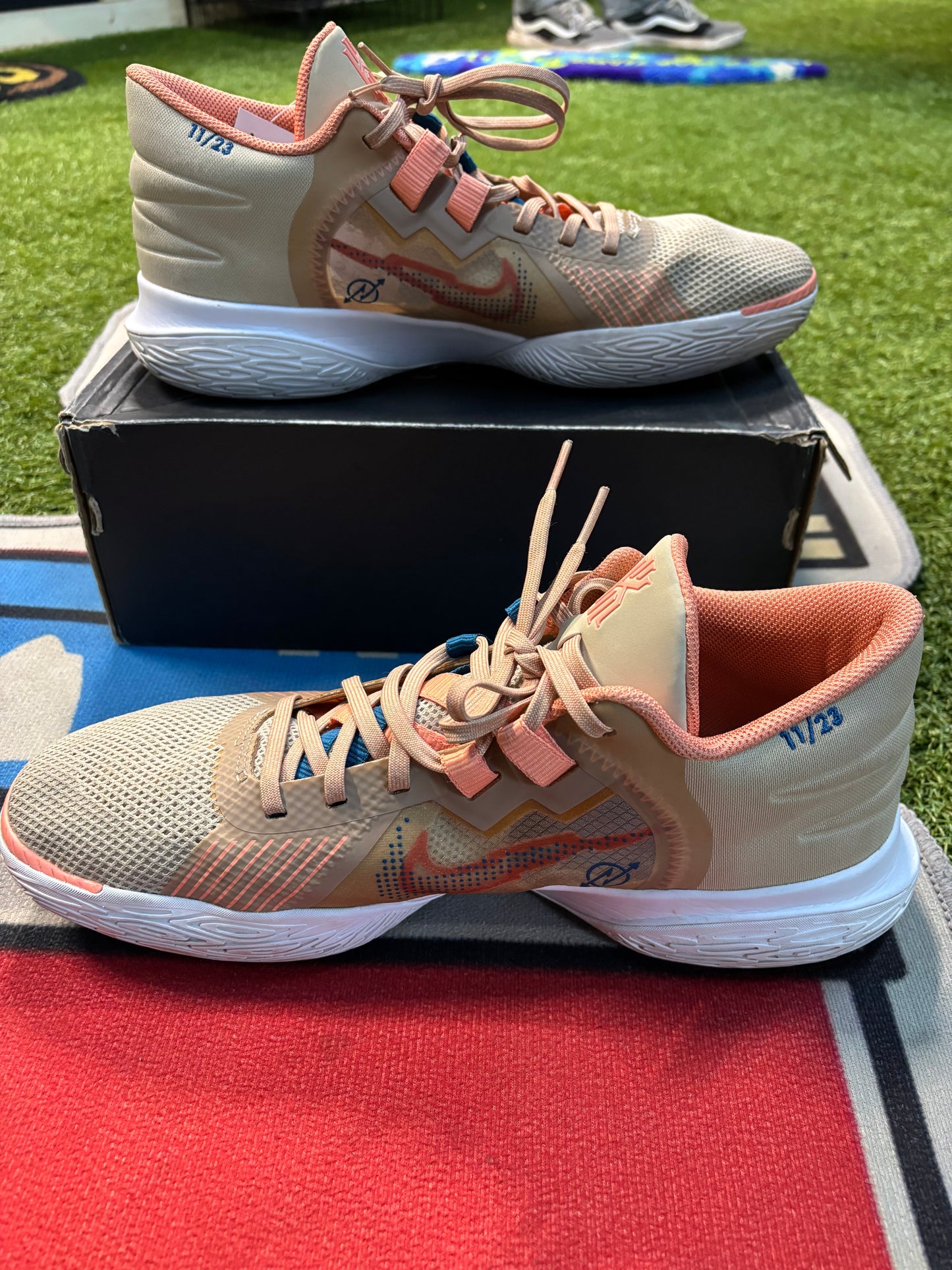 Nike Kyrie flytrap Rattan Hemp size 11.5