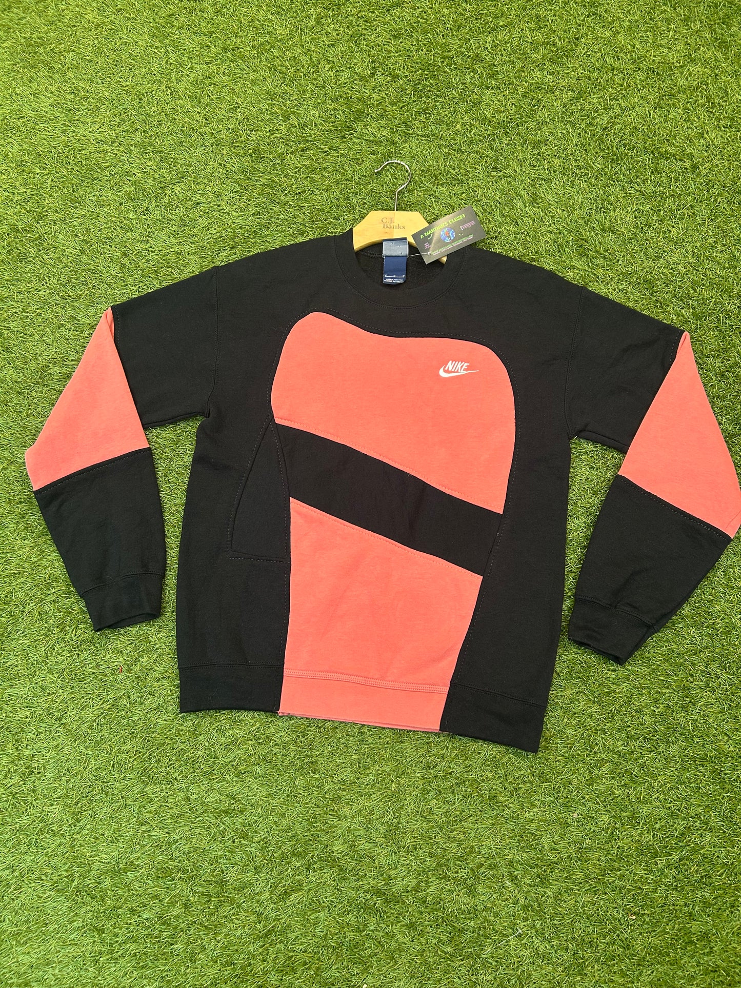 Y2K Nike ReWorked Women’s Pink/Black Crewneck
