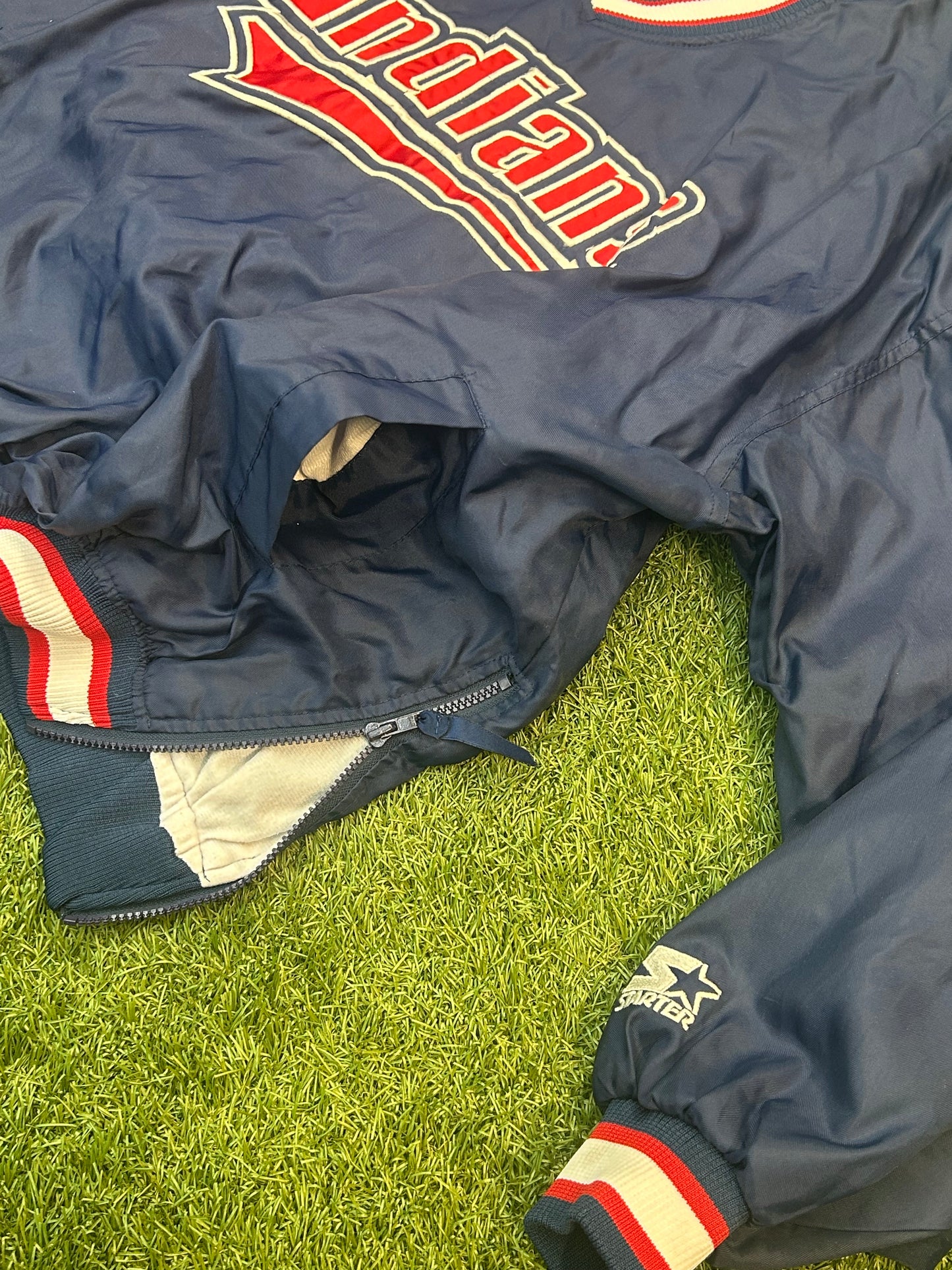 Vintage Starter Cleveland Indians Pullover W/Pockets