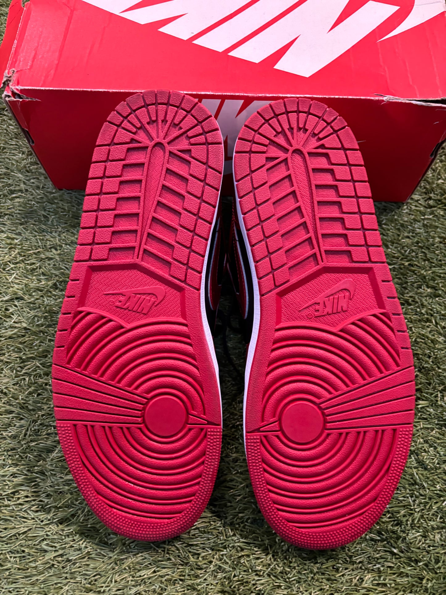 Jordan 1 low varsity red size 12