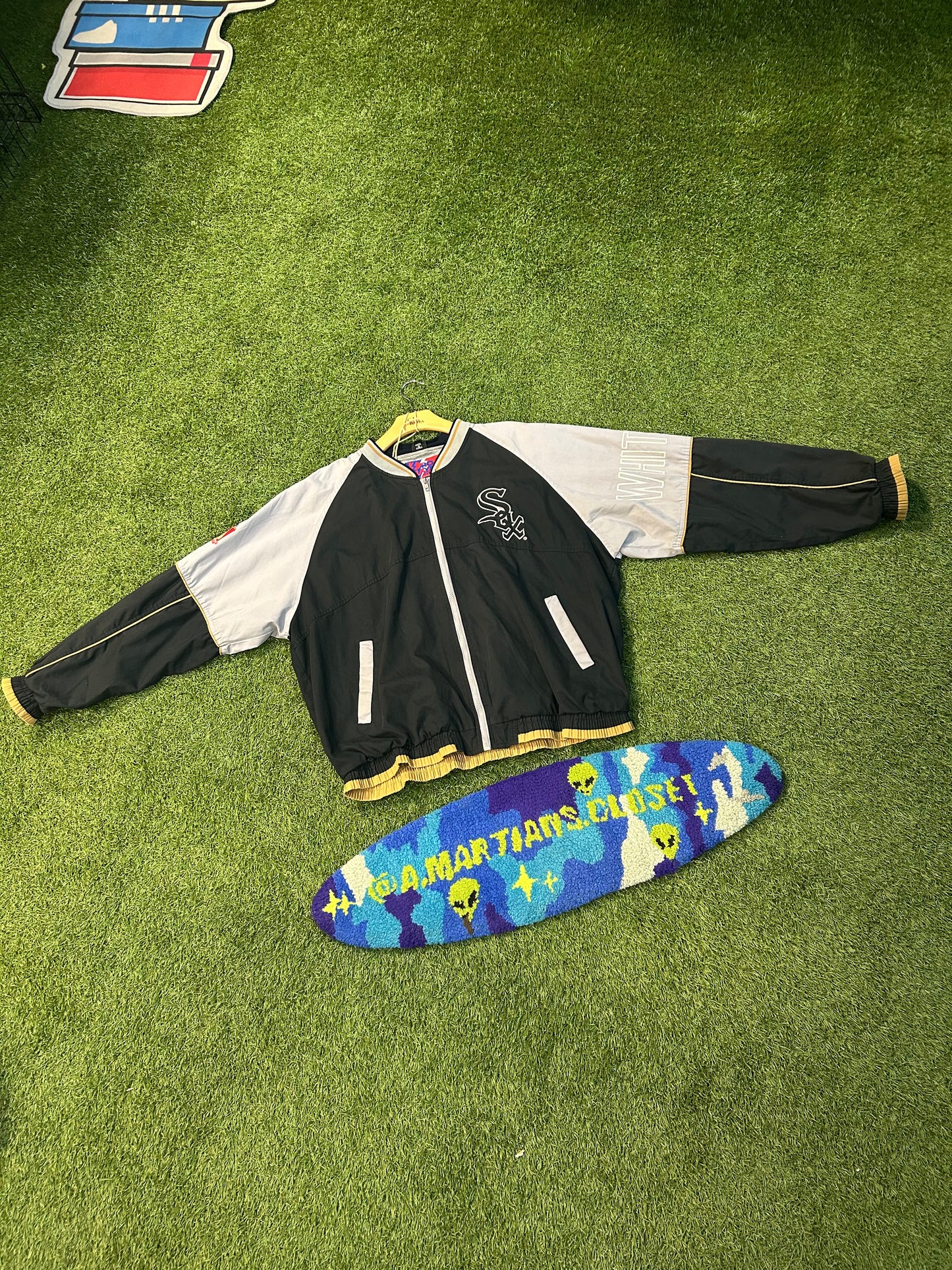 Vintage 90s Pro Player Chicago White Sox MLB Jacket