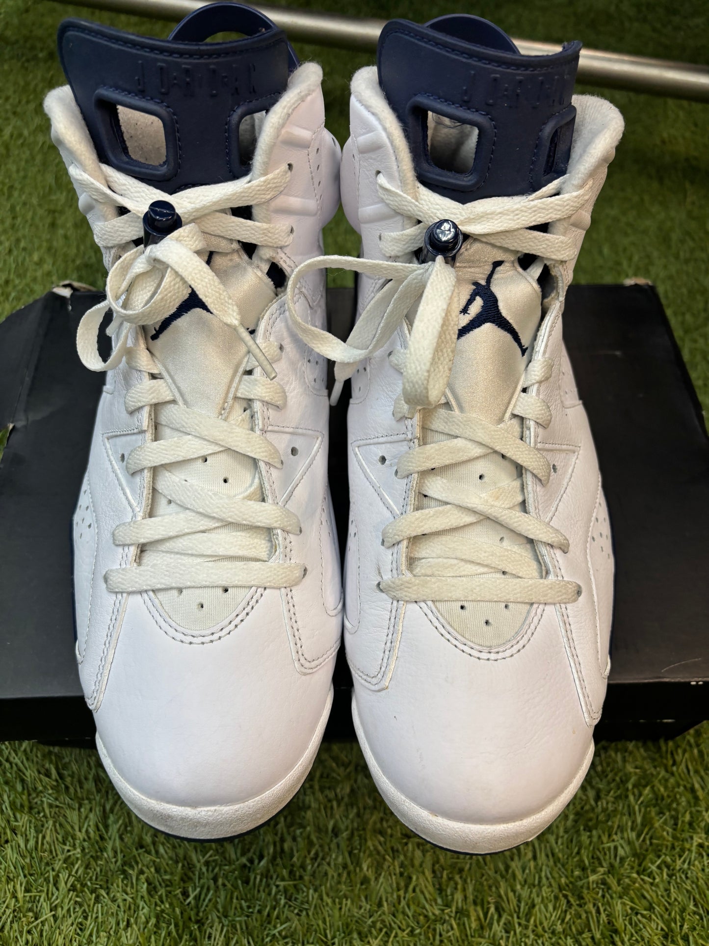 Jordan Retro 6 “ midnight navy”