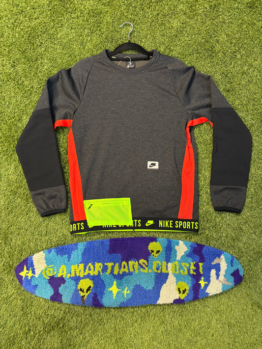Dark Grey/Red/Lime Green Nike Sports Long Sleeve Size Small