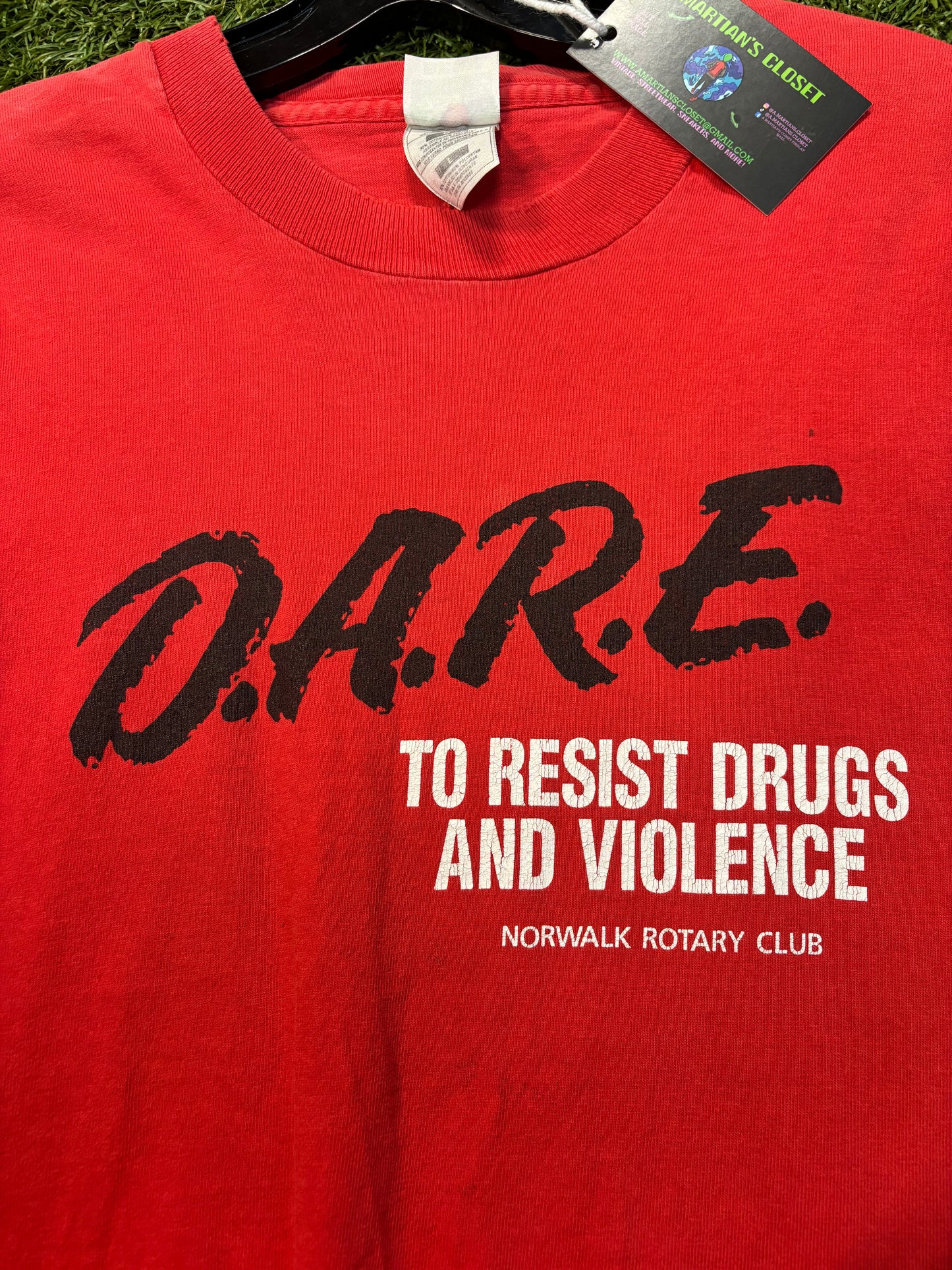 Vintage D.A.R.E red tee